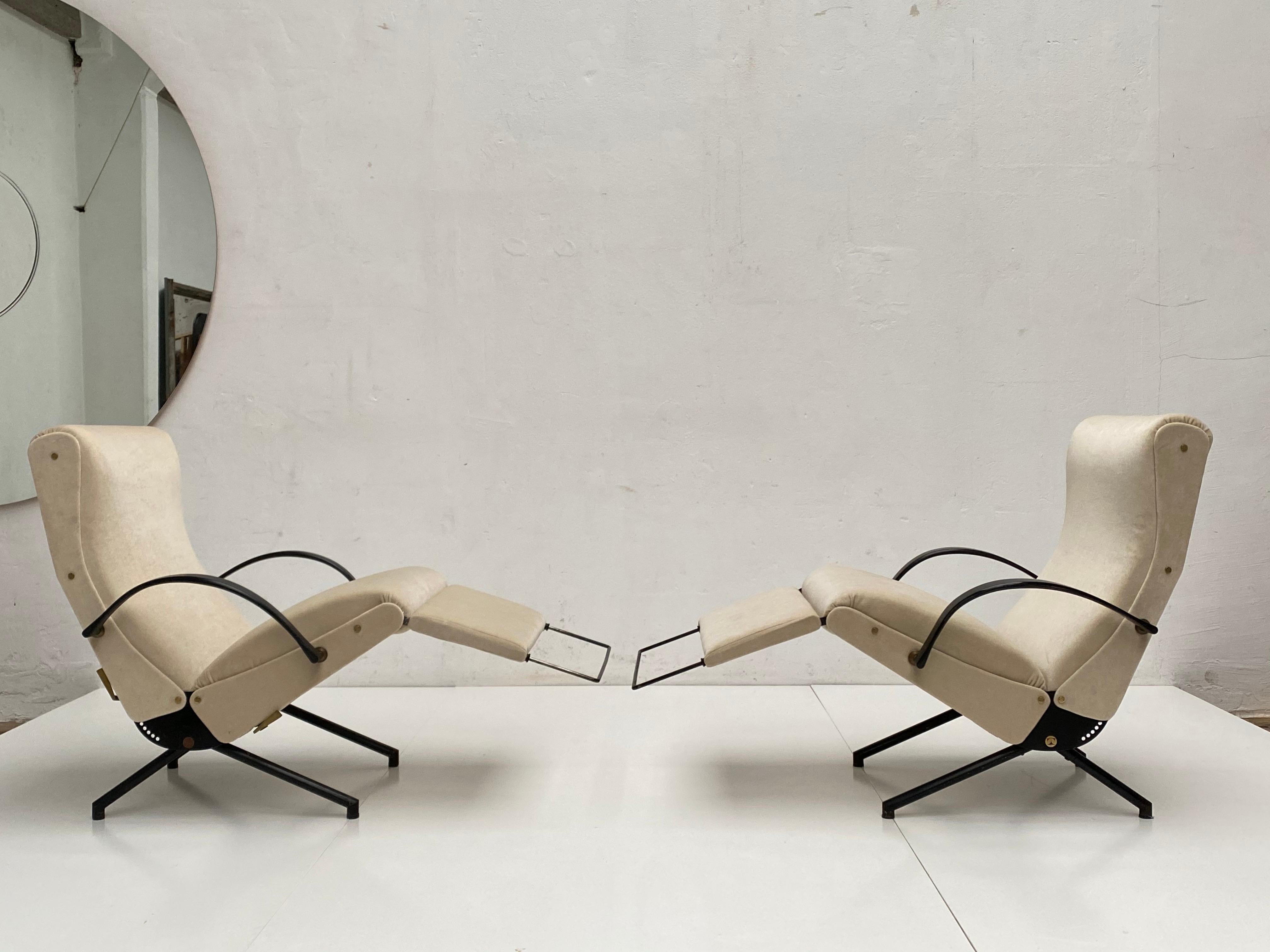 Mid-Century Modern Pair of Early 1st Edition P40 Chairs, Osvaldo Borsani, Tecno Italy 1956 Restored