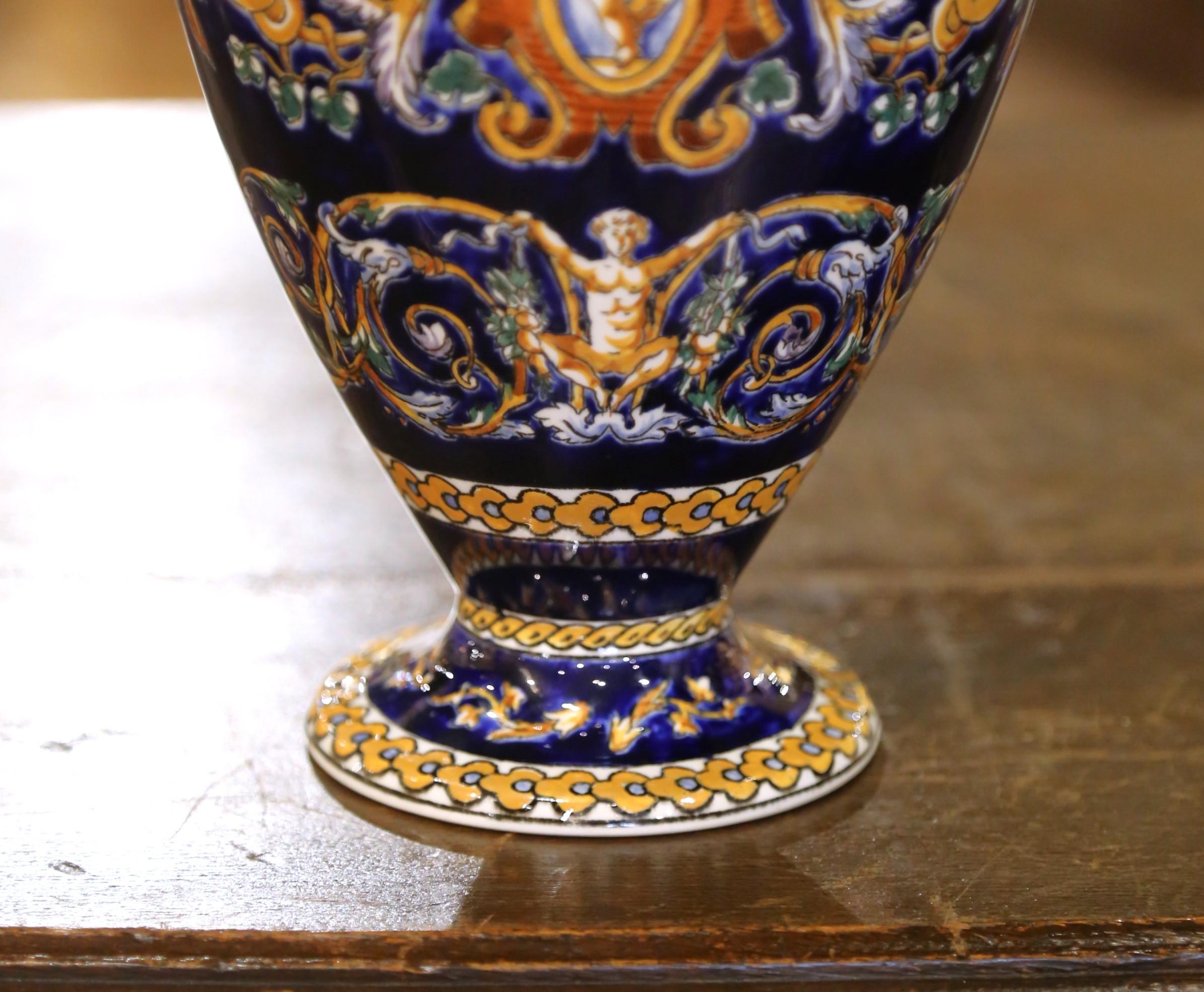 Pair of Early 20th C. Faience Vases with Hand-Painted Cherub Motifs from Gien In Excellent Condition For Sale In Dallas, TX