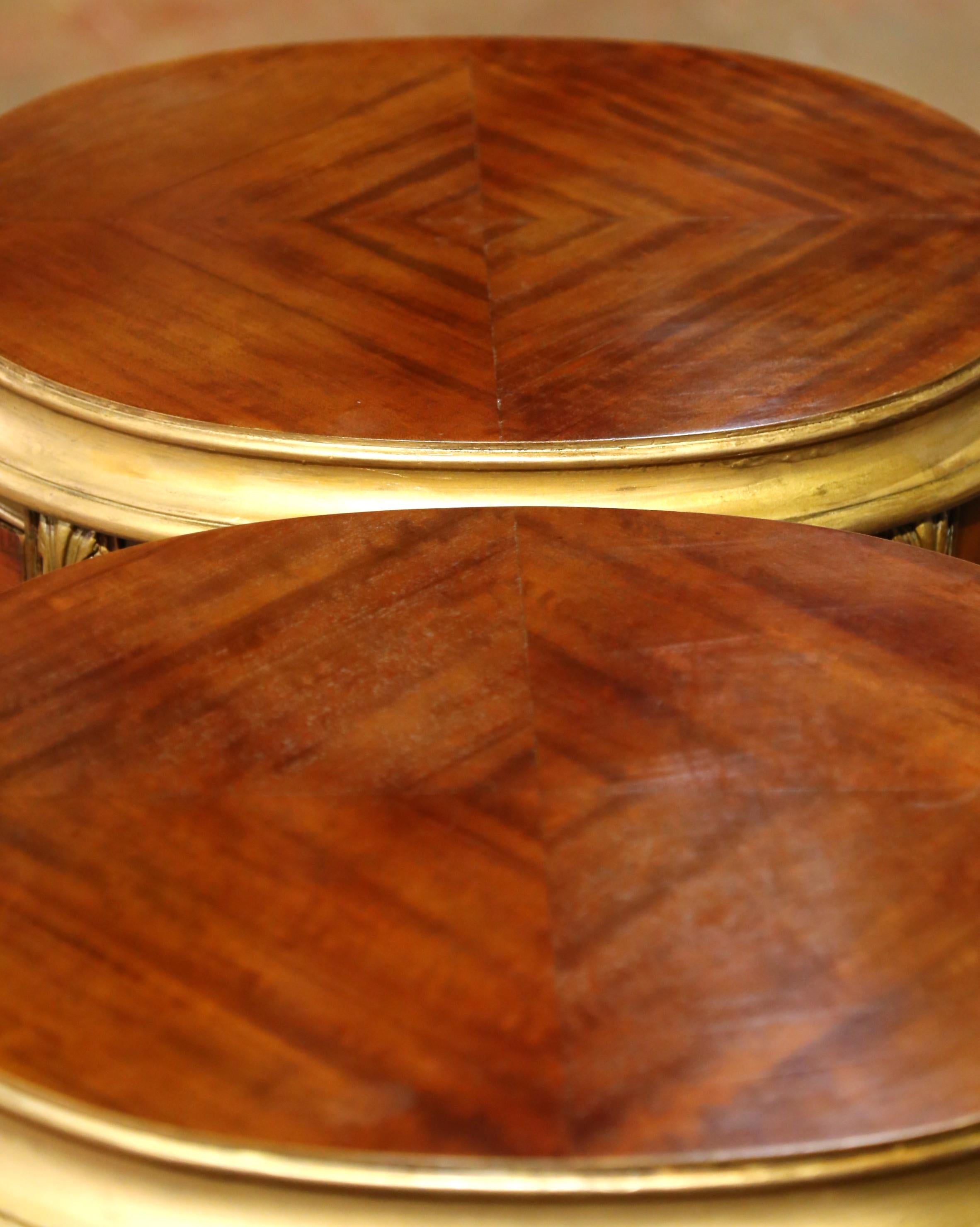 Pair of Early 20th C. French Louis XV Mahogany & Marquetry Oval Bedside Cabinets In Excellent Condition For Sale In Dallas, TX