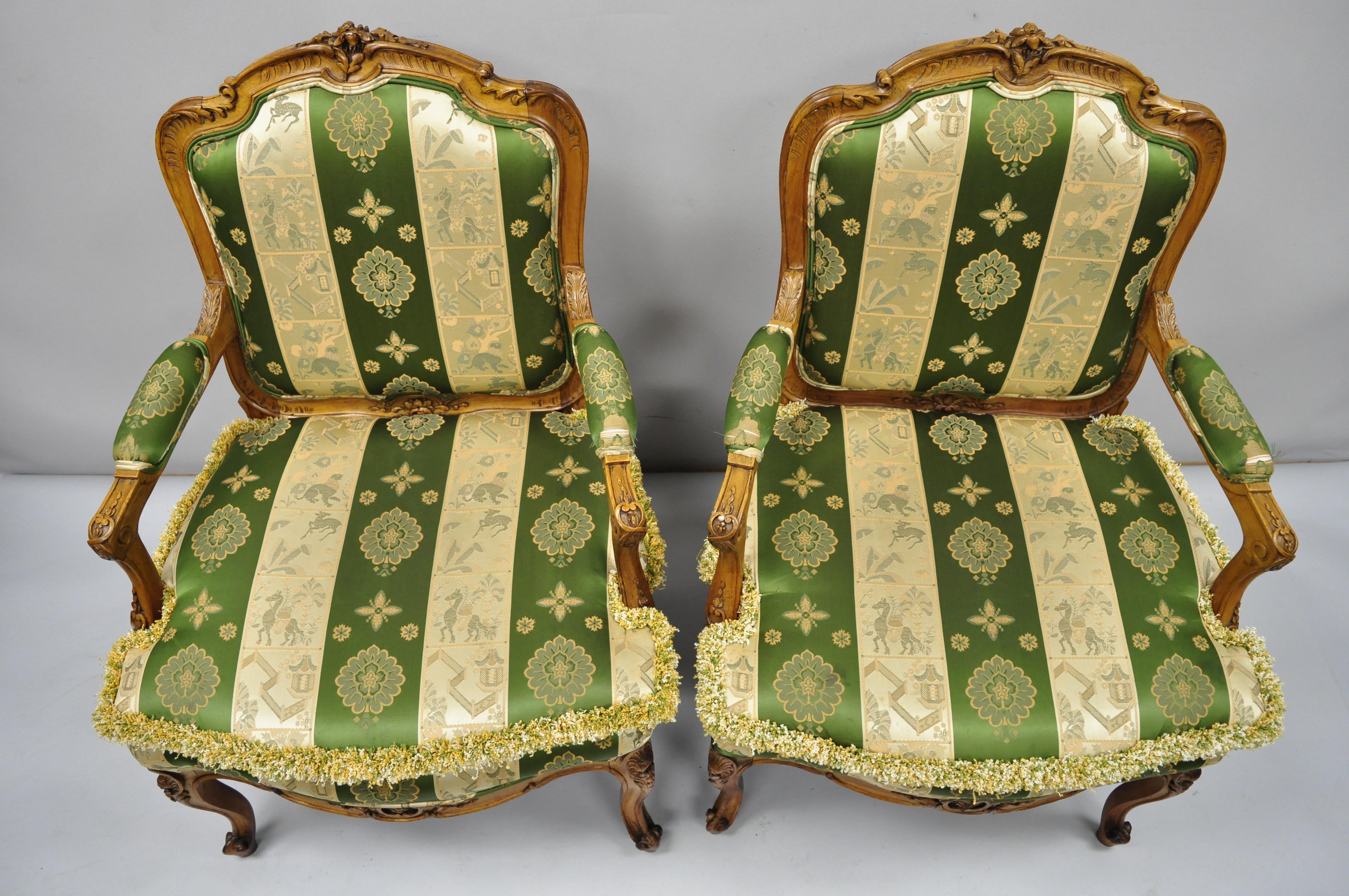 Pair of French Louis XV Style Cream Gold Walnut Fauteuil Armchairs In Good Condition For Sale In Philadelphia, PA