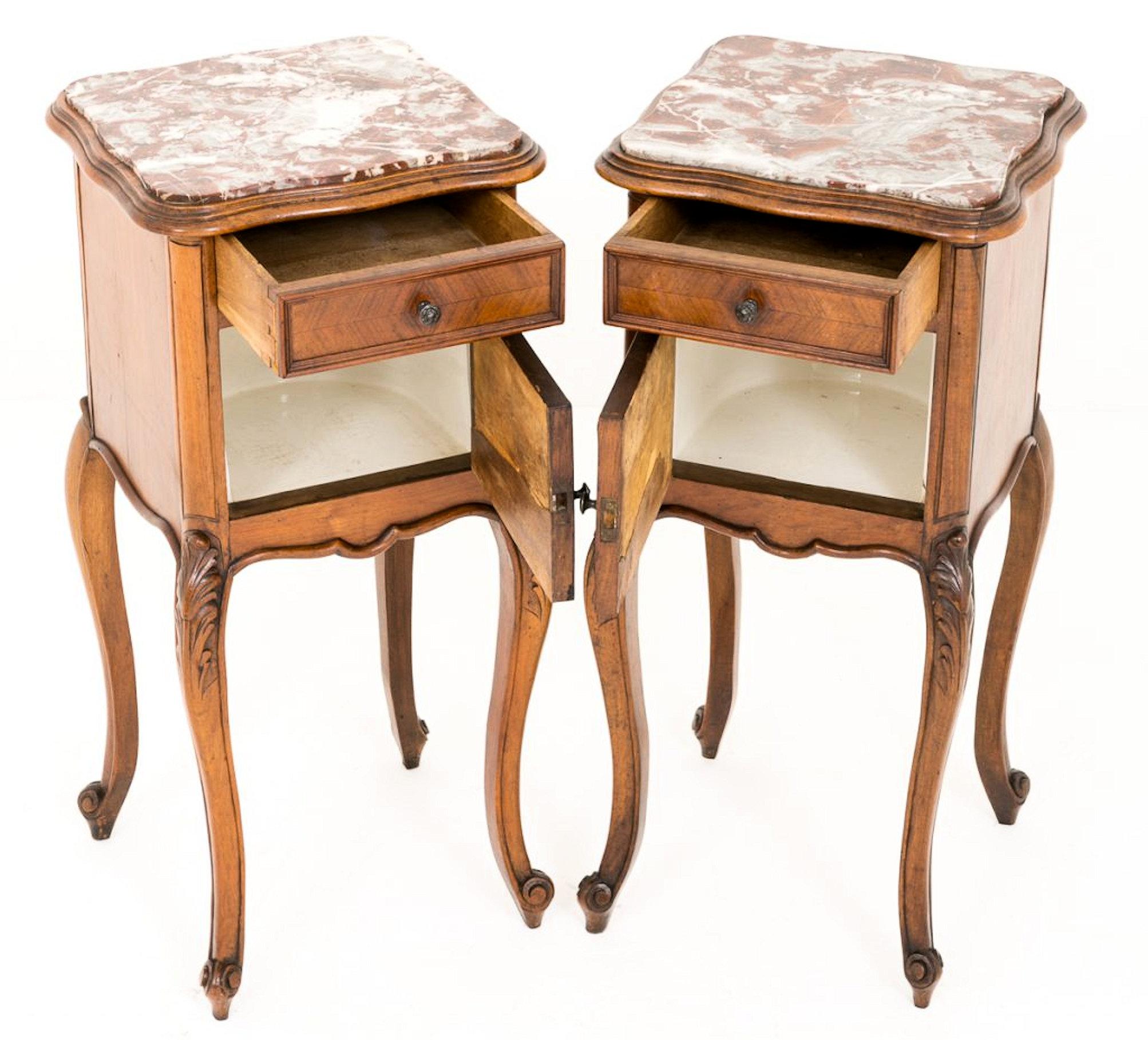 French Pair of Early 20th Century Walnut Bedside Cabinets
