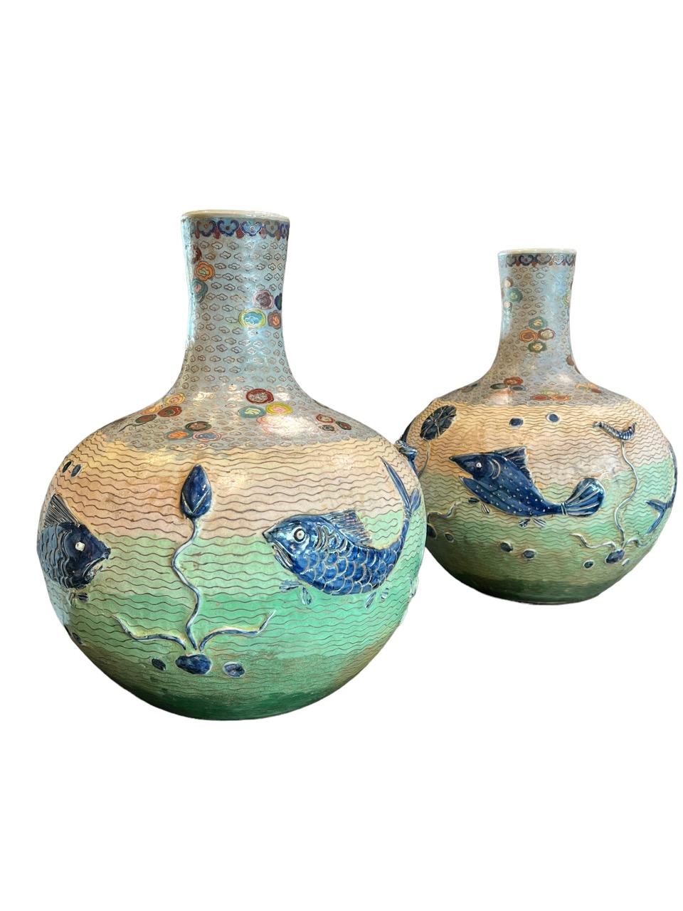 Hand-Painted Pair of Early 20th Century '1900s' Chinese Cloisonné Enameled Porcelain Vases For Sale