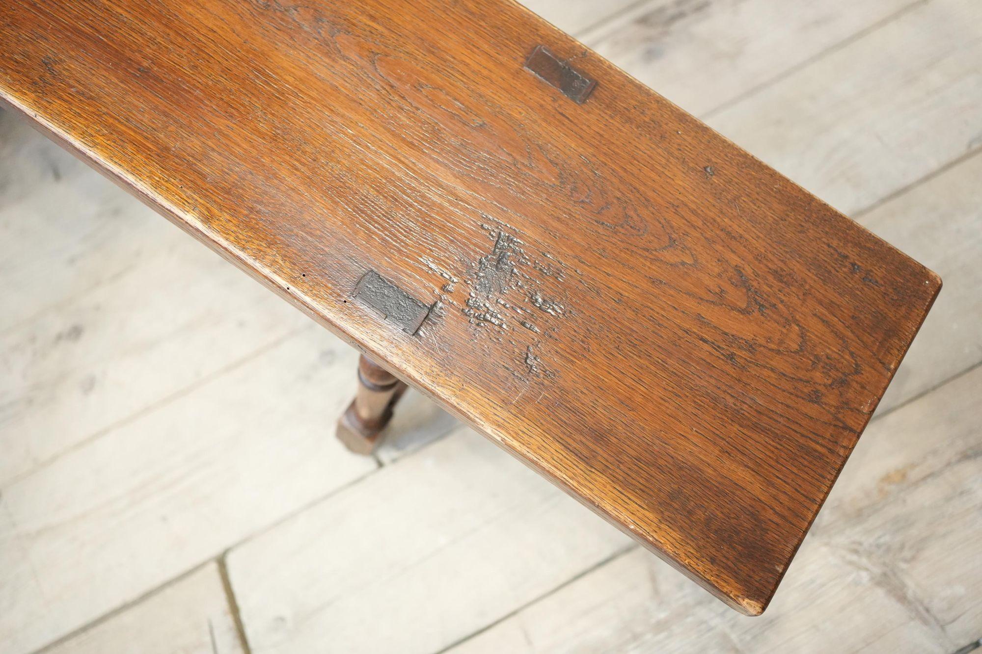 Pair of early 20th century 3m long Oak benches In Good Condition In Malton, GB