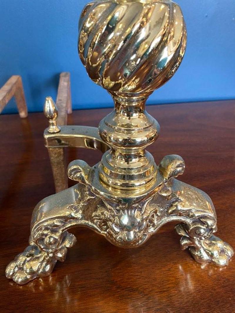 Pair of Early 20th Century American Brass Andirons with Lion Face on Base In Good Condition For Sale In Middleburg, VA