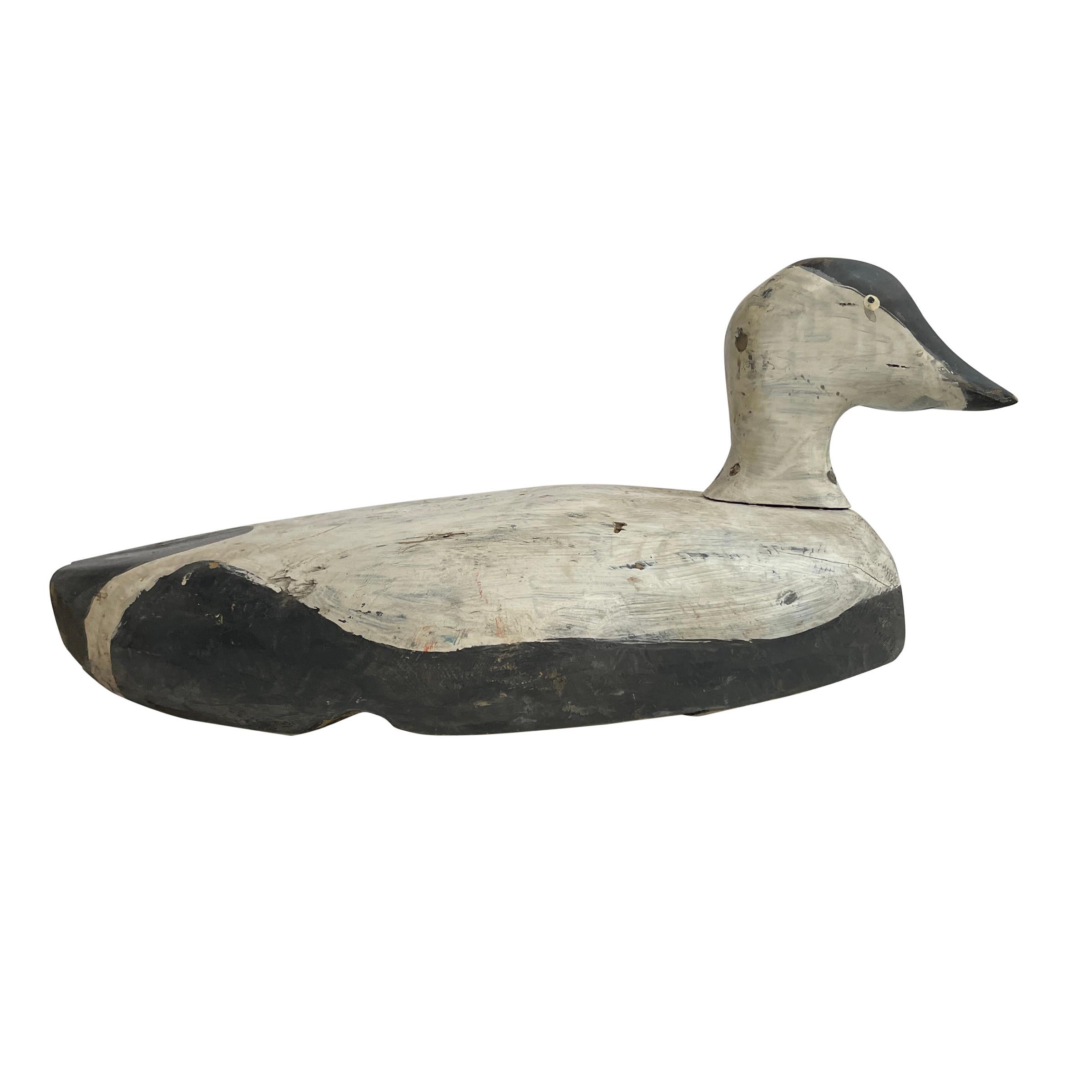 Pair of Early 20th Century American Eider Duck Decoys For Sale 1