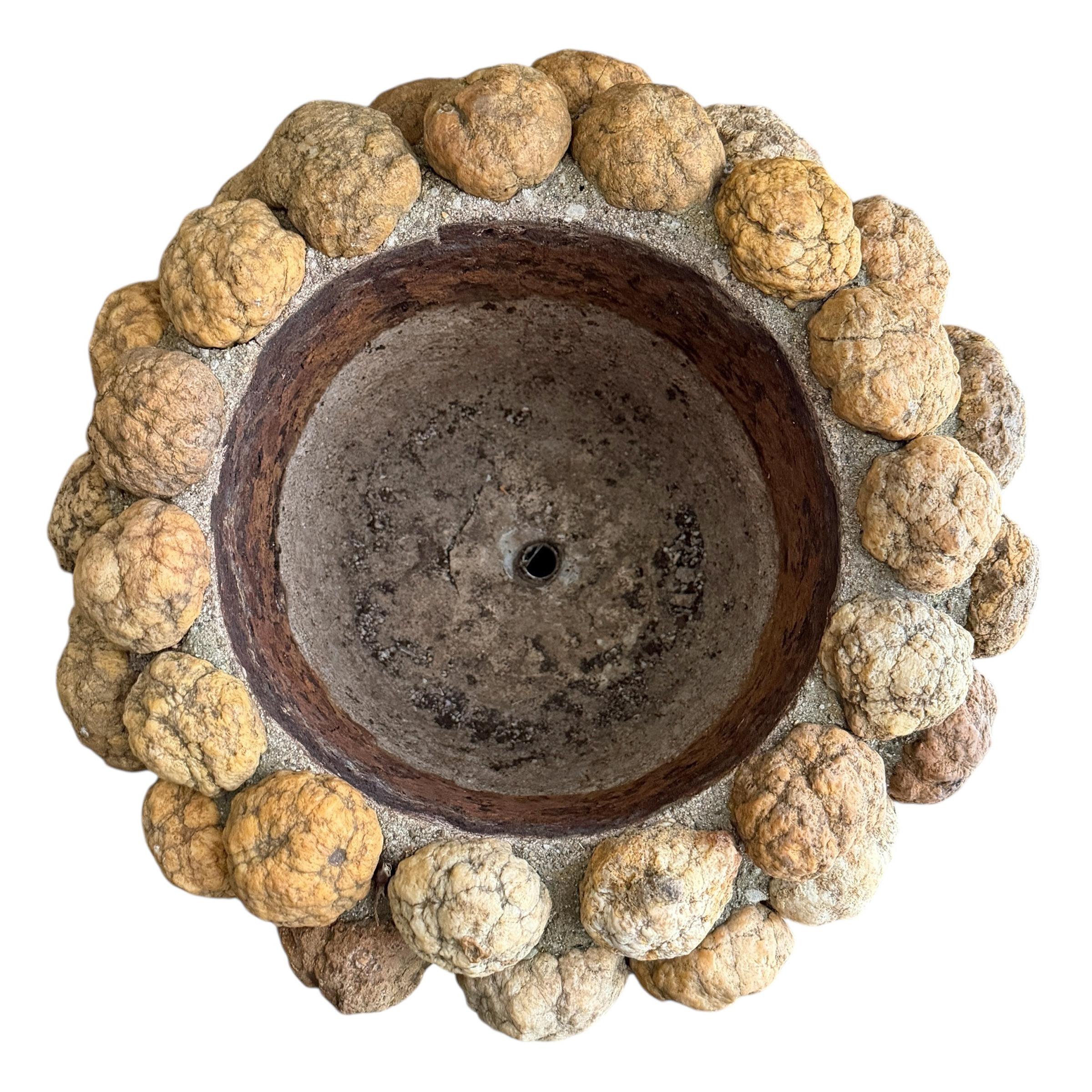 Paire de jardinières en géode d'art populaire américain du début du 20e siècle en vente 2