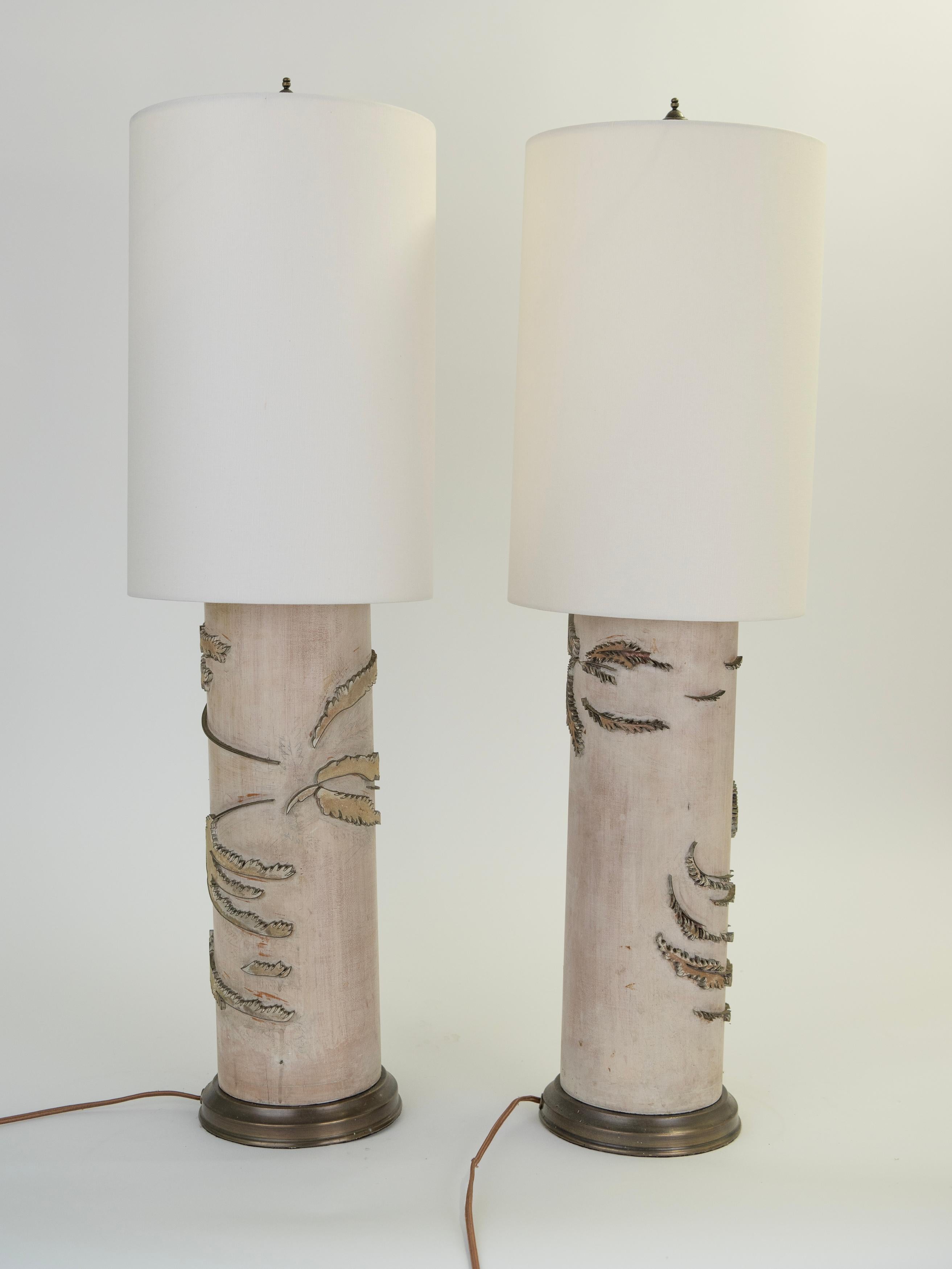 Appliqué Paire de lampes de table en papier peint du début du 20e siècle en vente