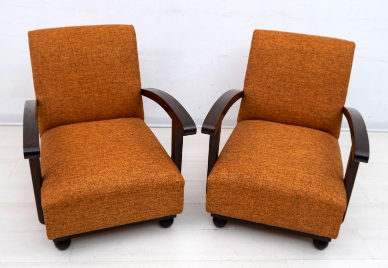 Pair of Early 20th Century Art Deco Italian Walnut Armchairs In Good Condition In Puglia, Puglia