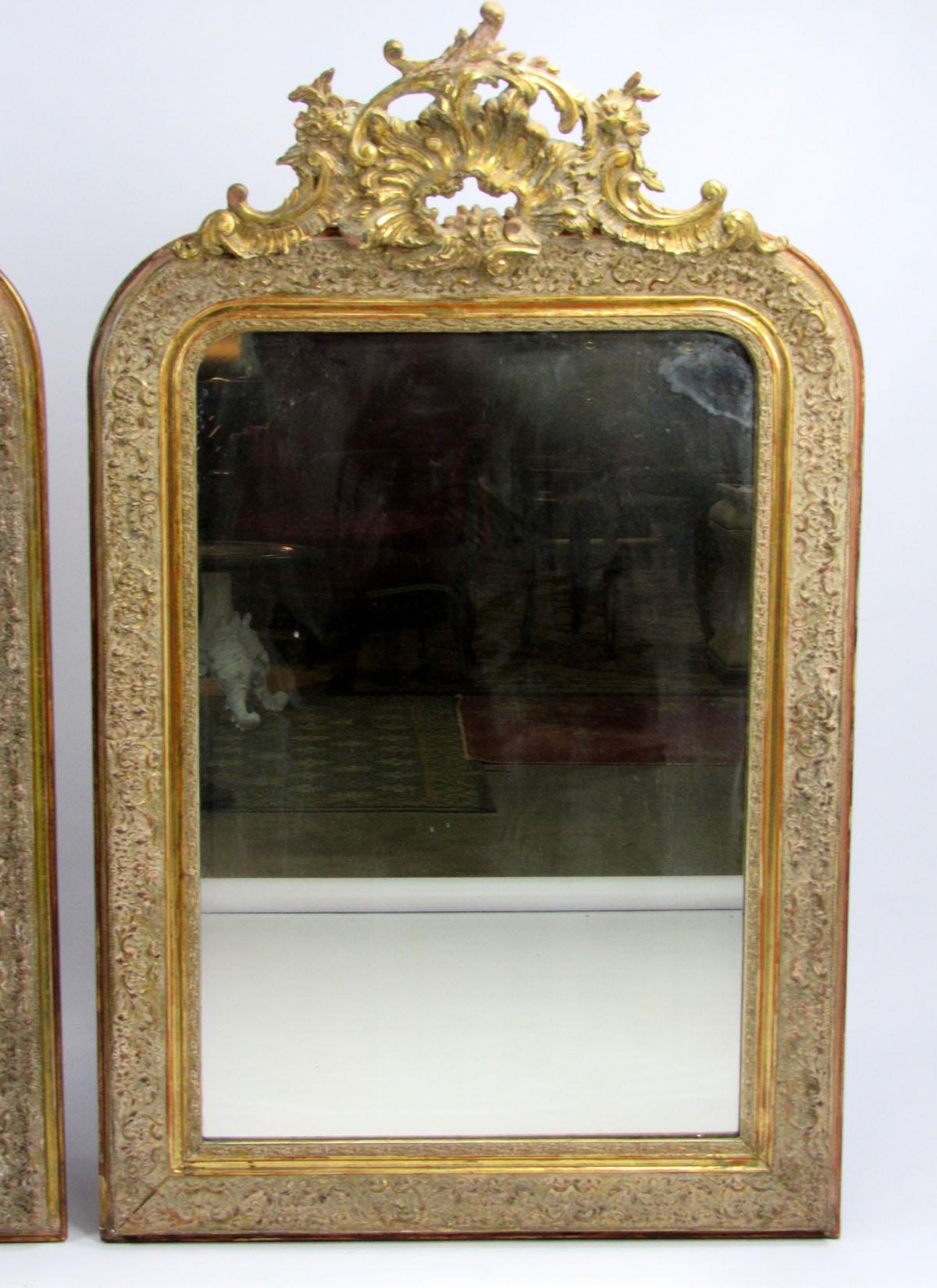 Pair of Early 20th Century Belle Époque Style Giltwood Mirrors 8