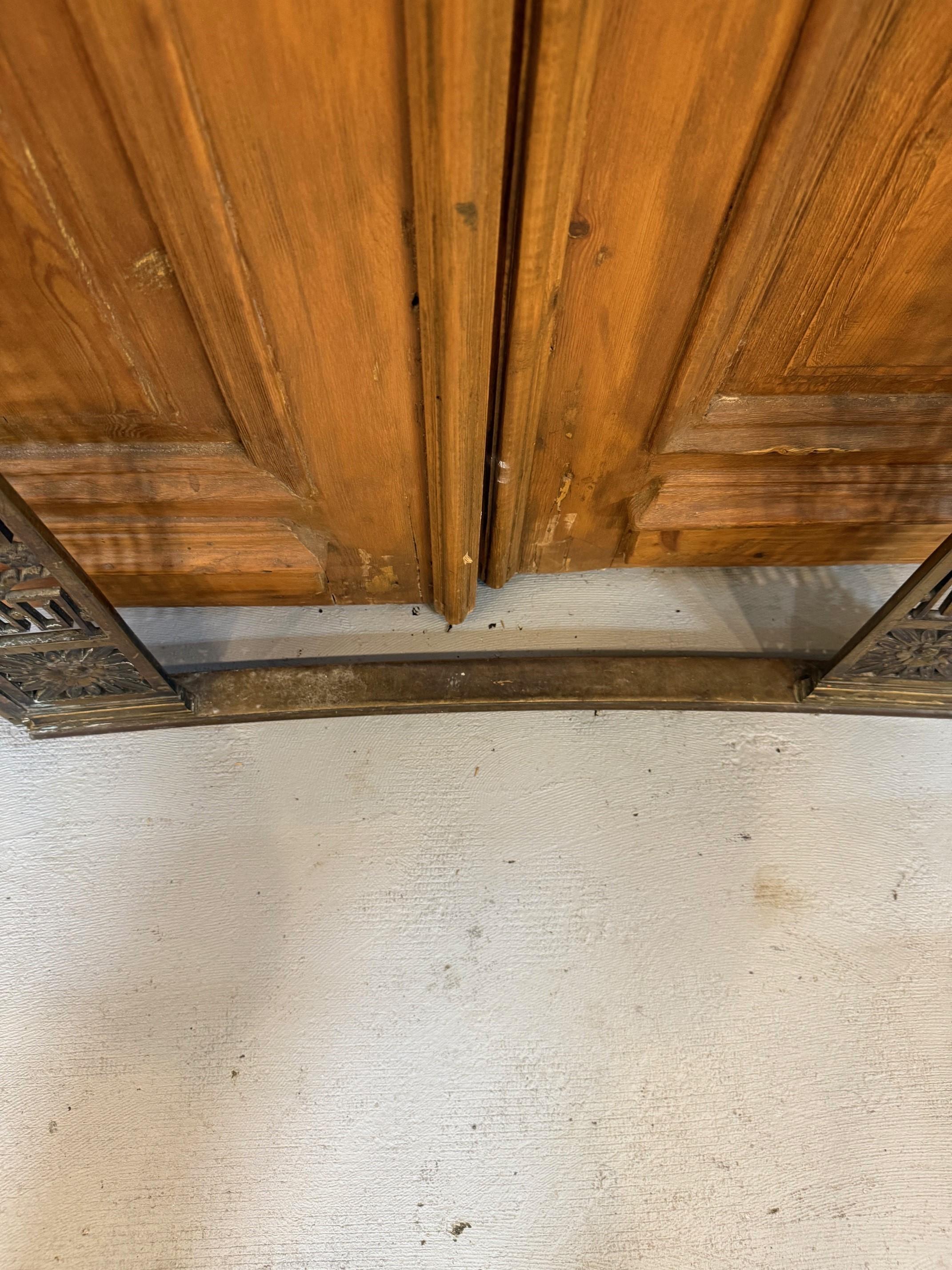 Pair of Early 20th Century Bronze Panels, Signed John Polachek Bronze & Iron Co. For Sale 9