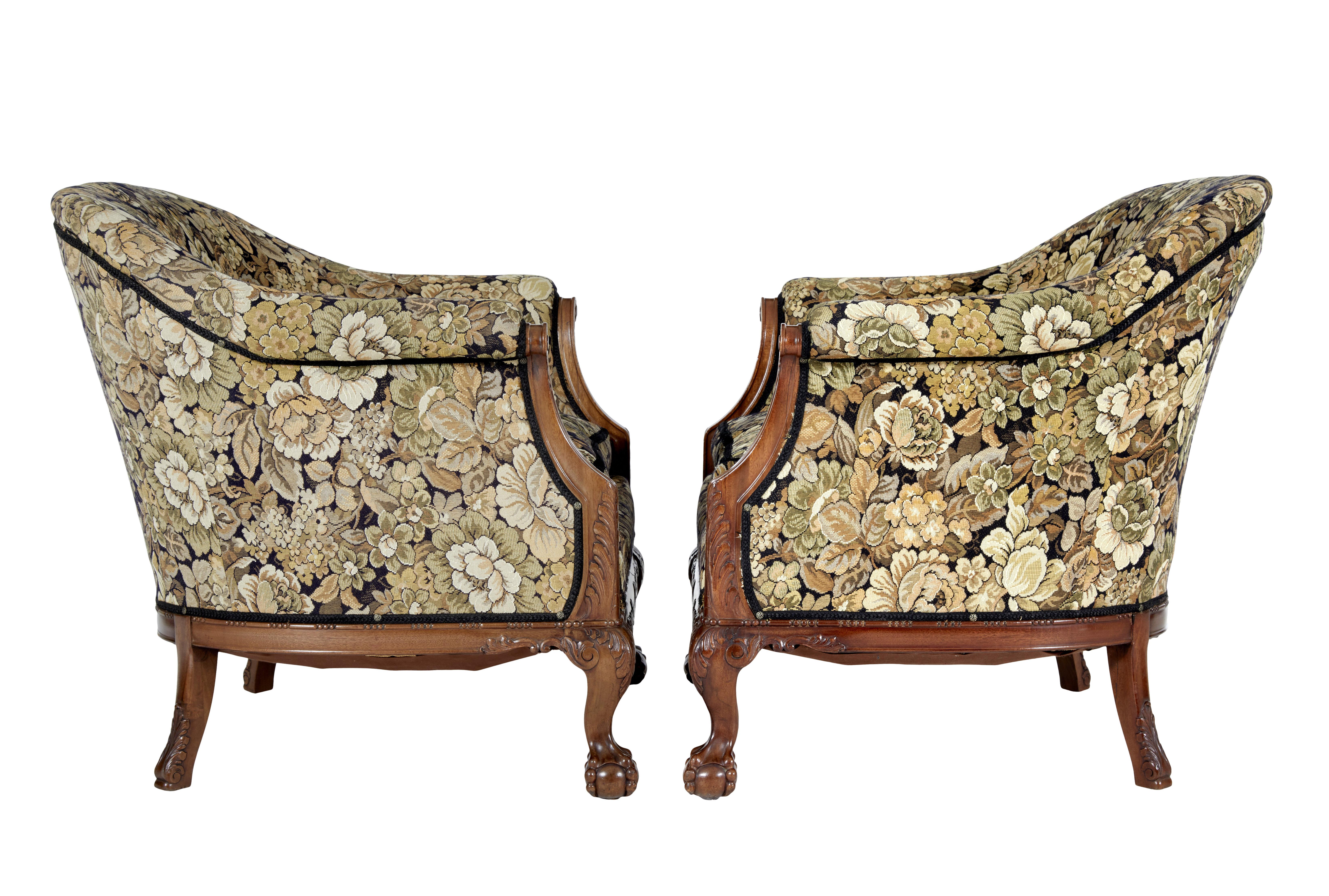 English Pair of Early 20th Century Carved Walnut Armchairs