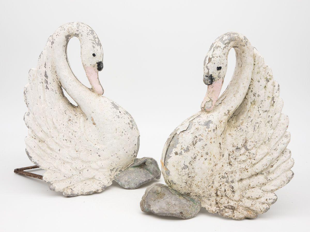 Pair of early 20th Century Cast Iron Swans 1