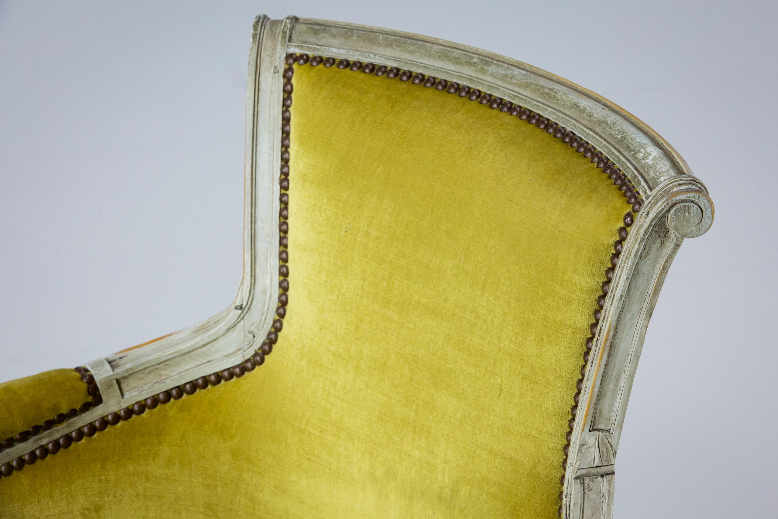 Pair of Early 20th Century Chateau Bergere Chairs 8