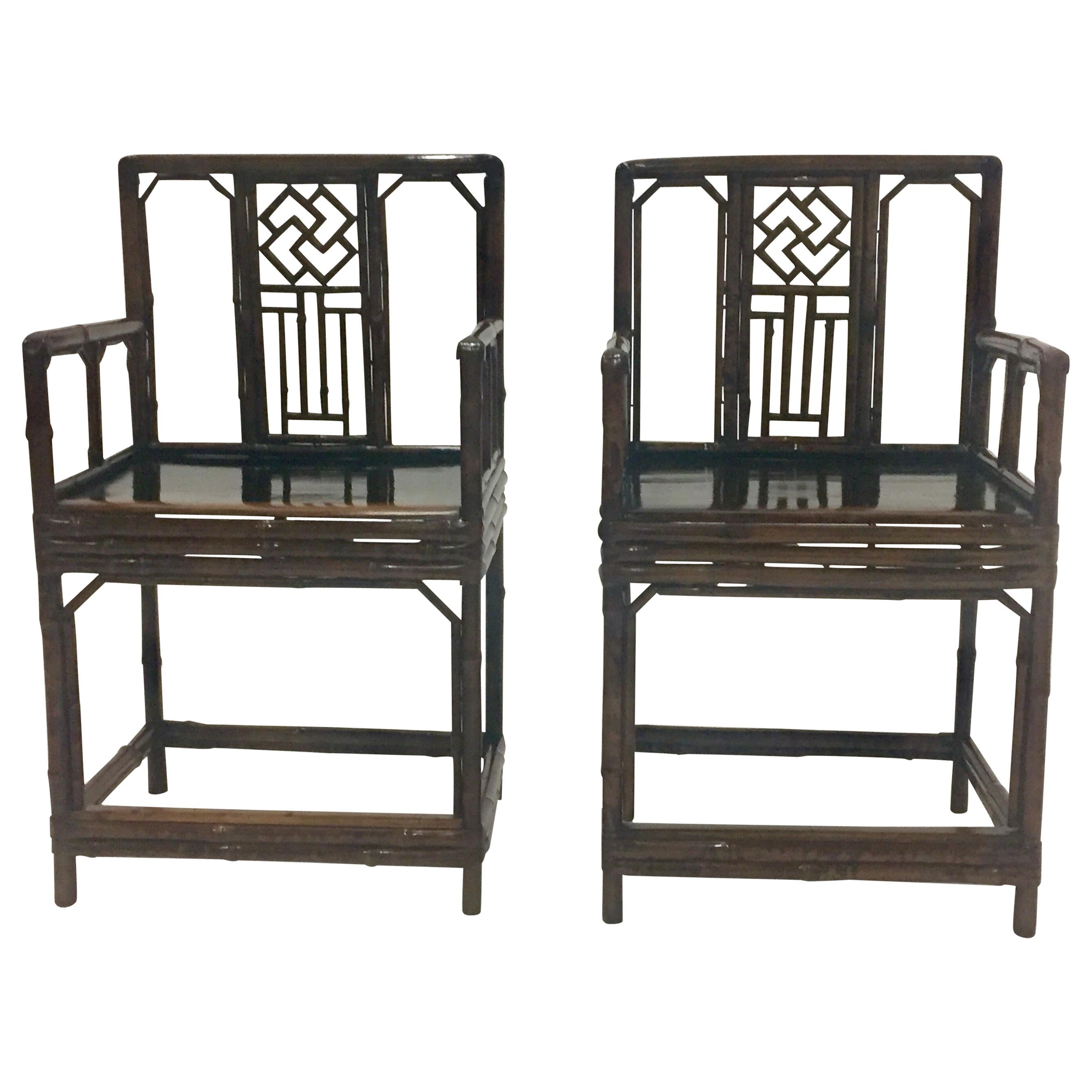 Paire de fauteuils chinois en bambou du début du XXe siècle en vente