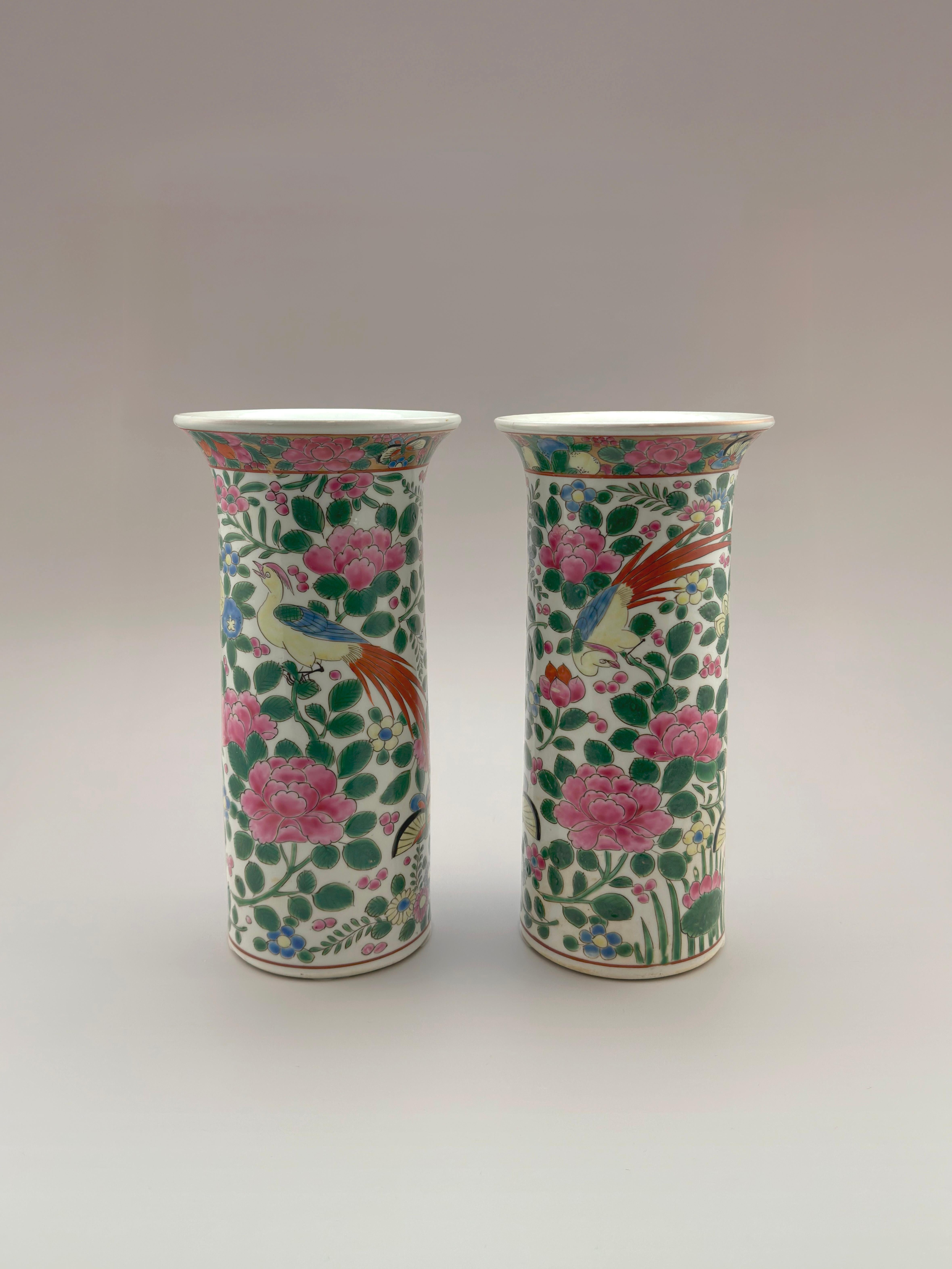 Pair of Early 20th Century Chinese Export Porcelain Famille Rose Spill Vases For Sale 6