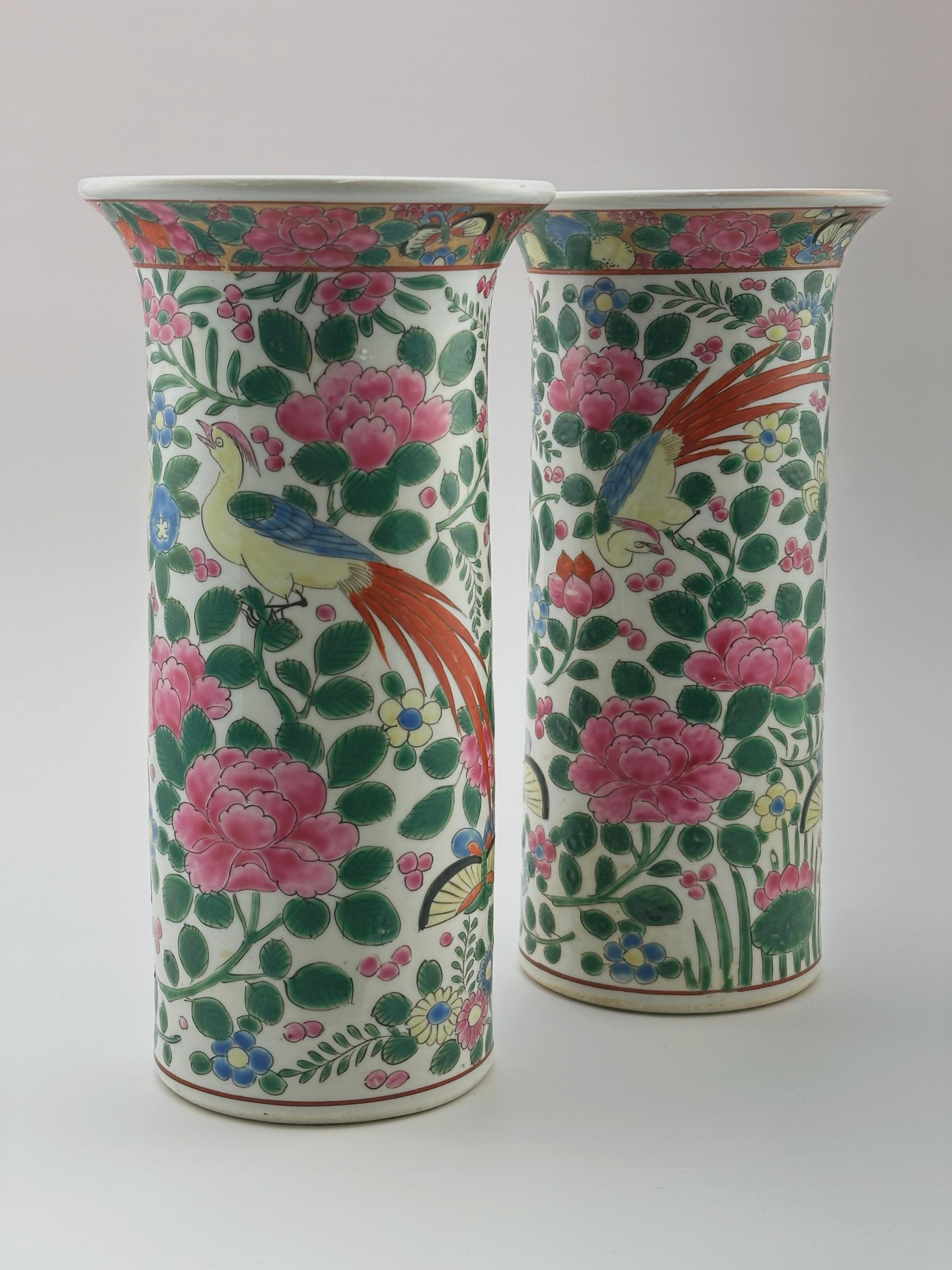 Pair of Early 20th Century Chinese Export Porcelain Famille Rose Spill Vases For Sale 2