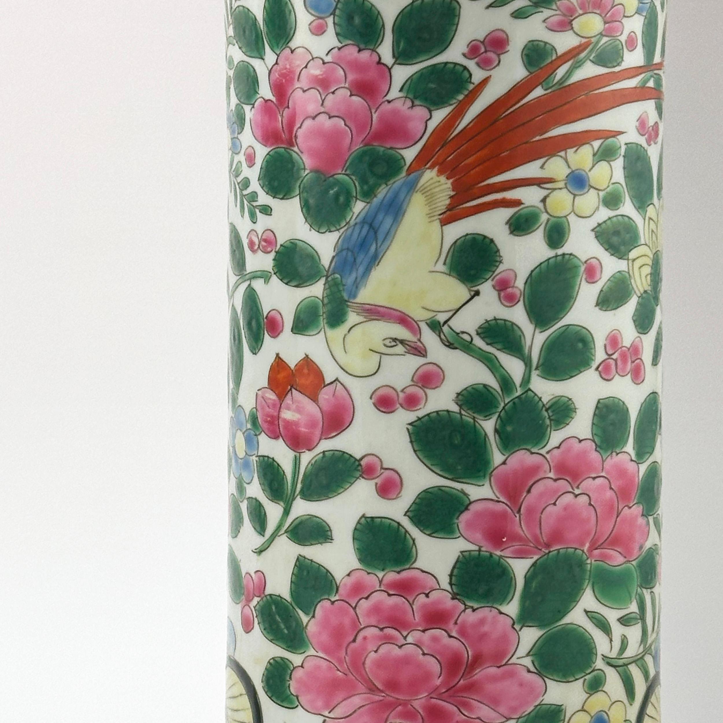 Pair of Early 20th Century Chinese Export Porcelain Famille Rose Spill Vases For Sale 5