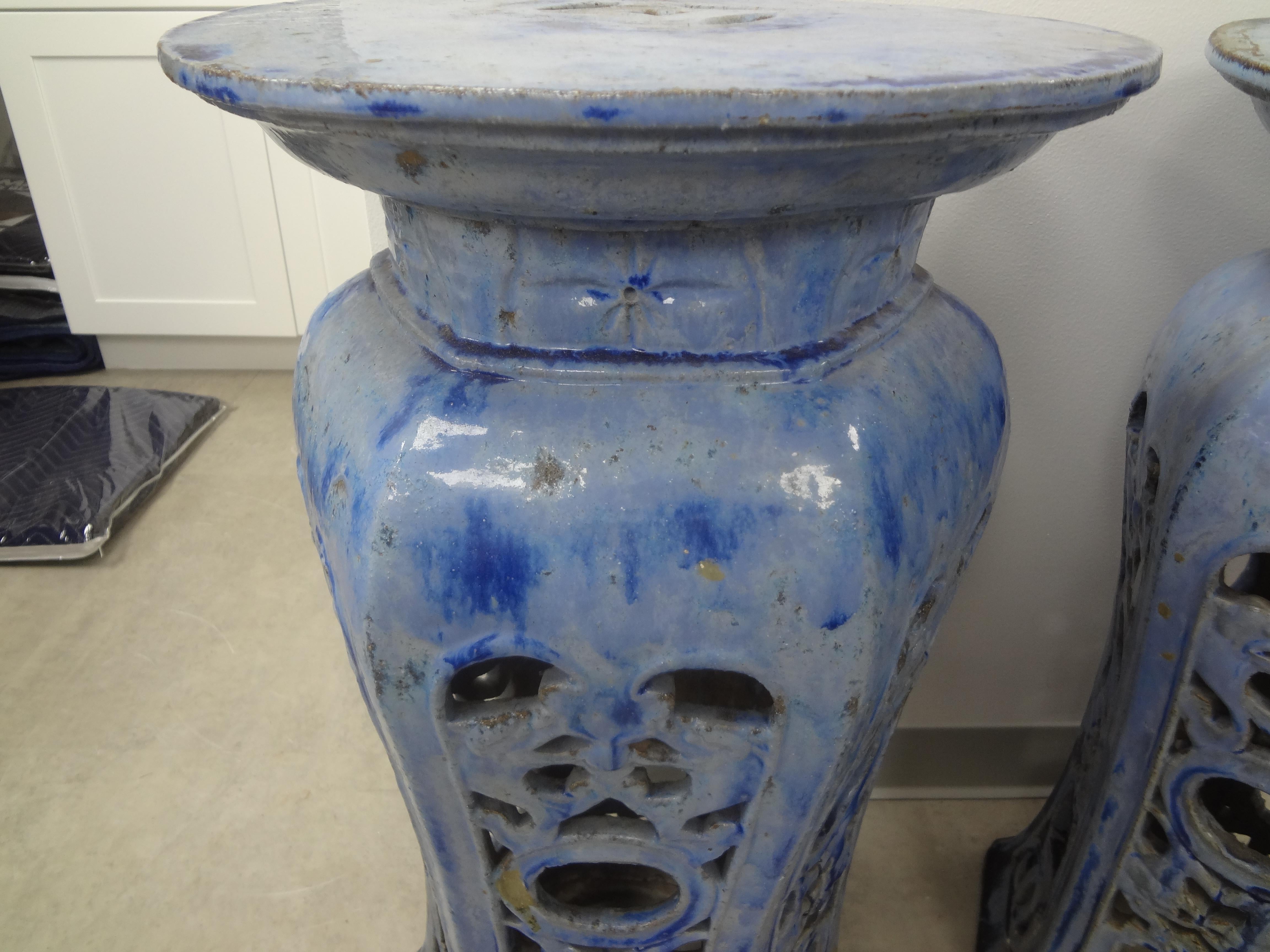 Pair of Early 20th Century Chinese Glazed Terra Cotta Pedestals or Stands For Sale 5
