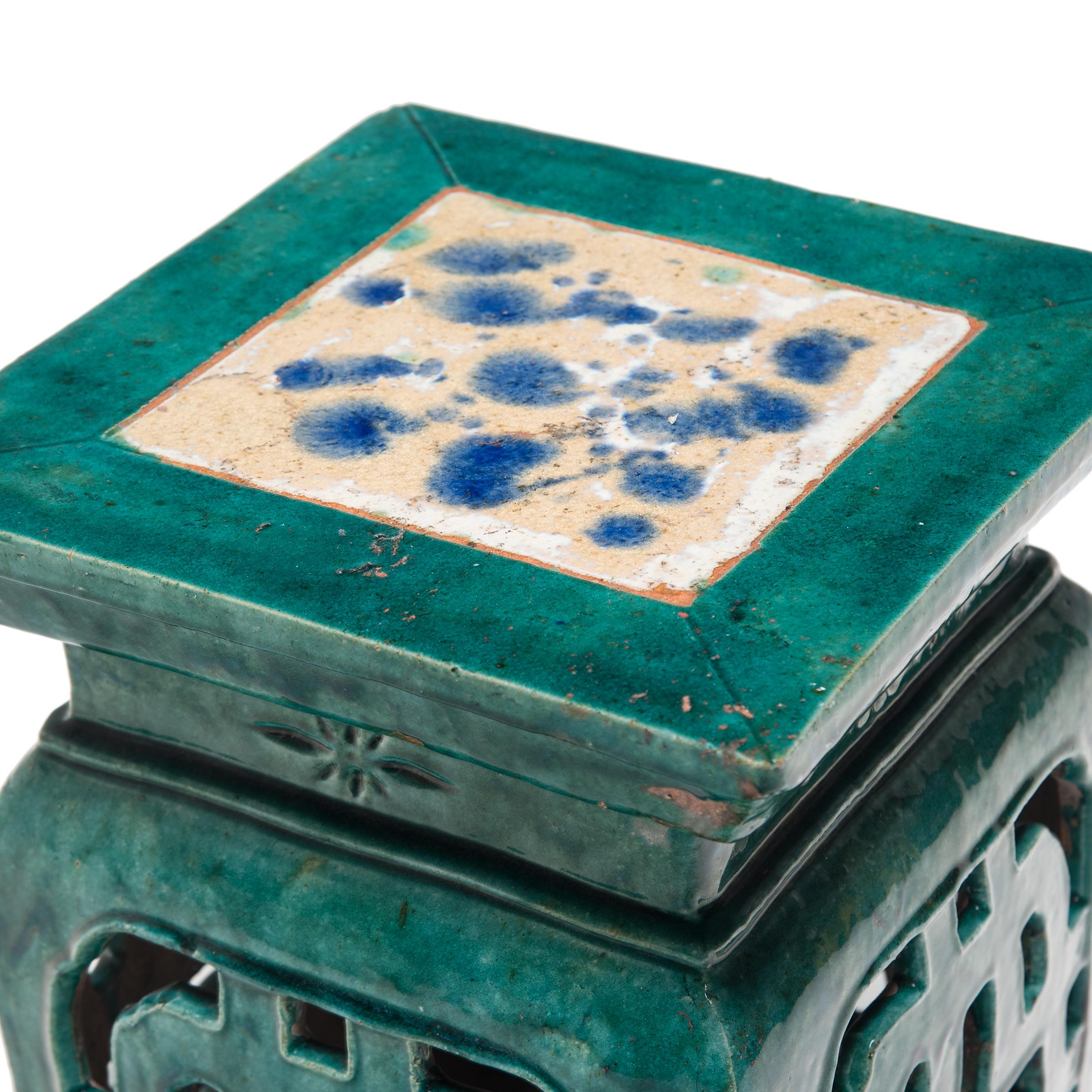 Pair of Chinese Green Glazed Garden Seats, c. 1900 7