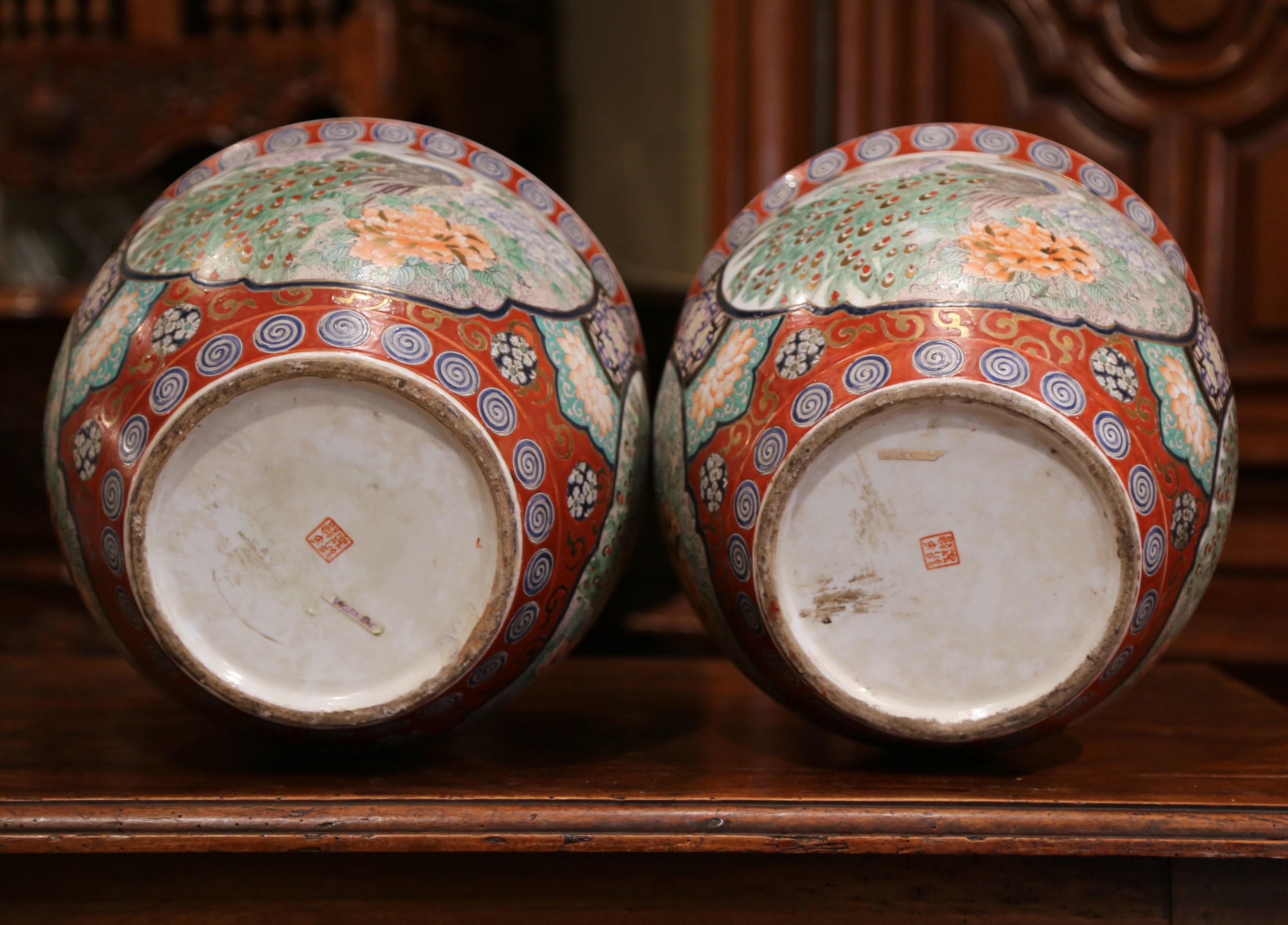 Pair of Early 20th Century Chinese Painted and Gilt Porcelain Planters 6