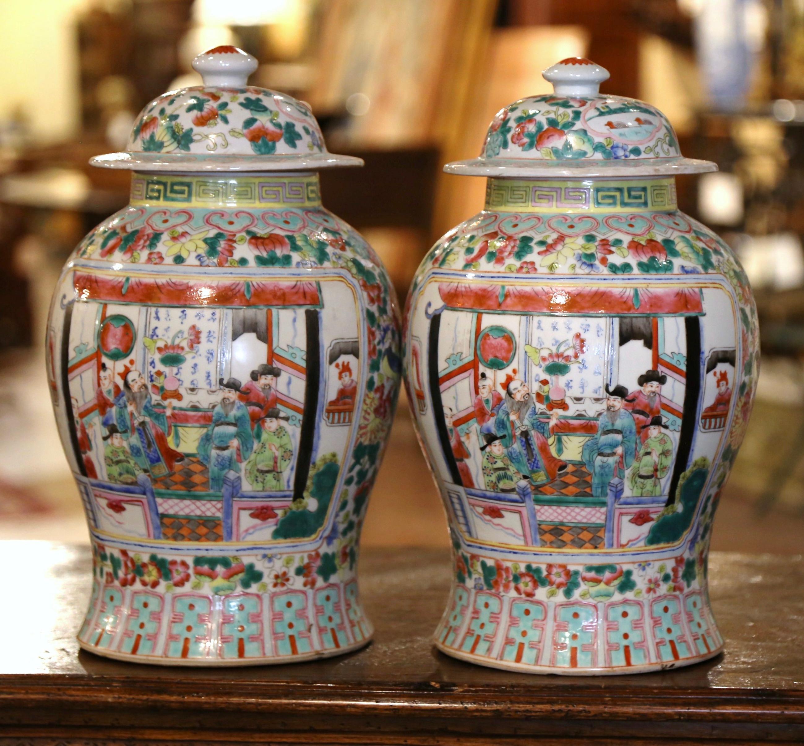 Pair of Early 20th Century Chinese Painted Famille Rose Porcelain Lidded Jars 1