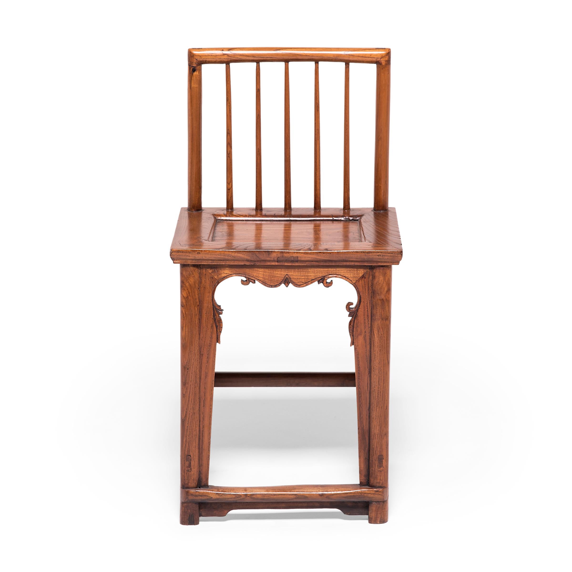 Pair of Chinese Walnut Spindleback Chairs, c. 1900 For Sale 3