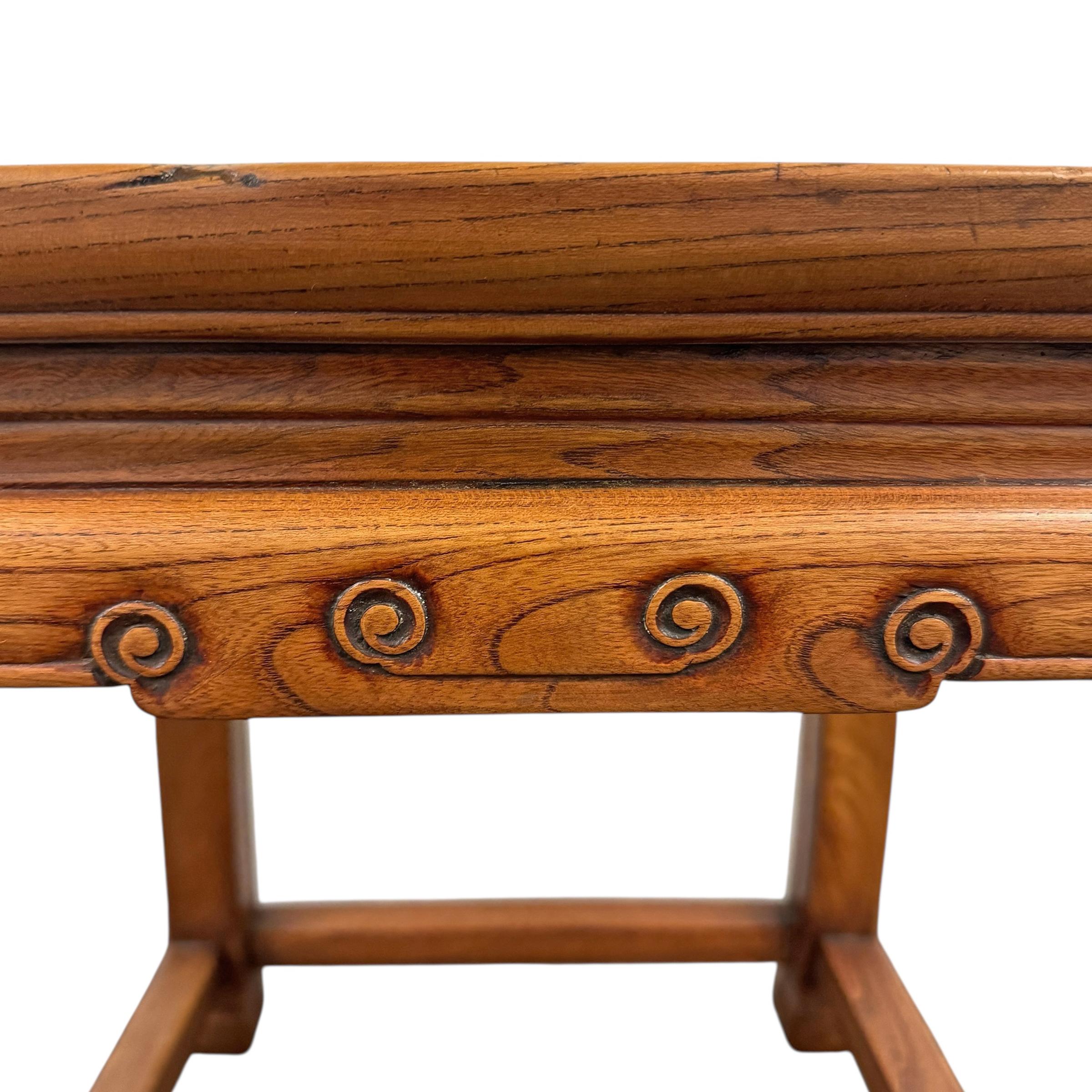 Pair of Early 20th Century Chinese Stools For Sale 4