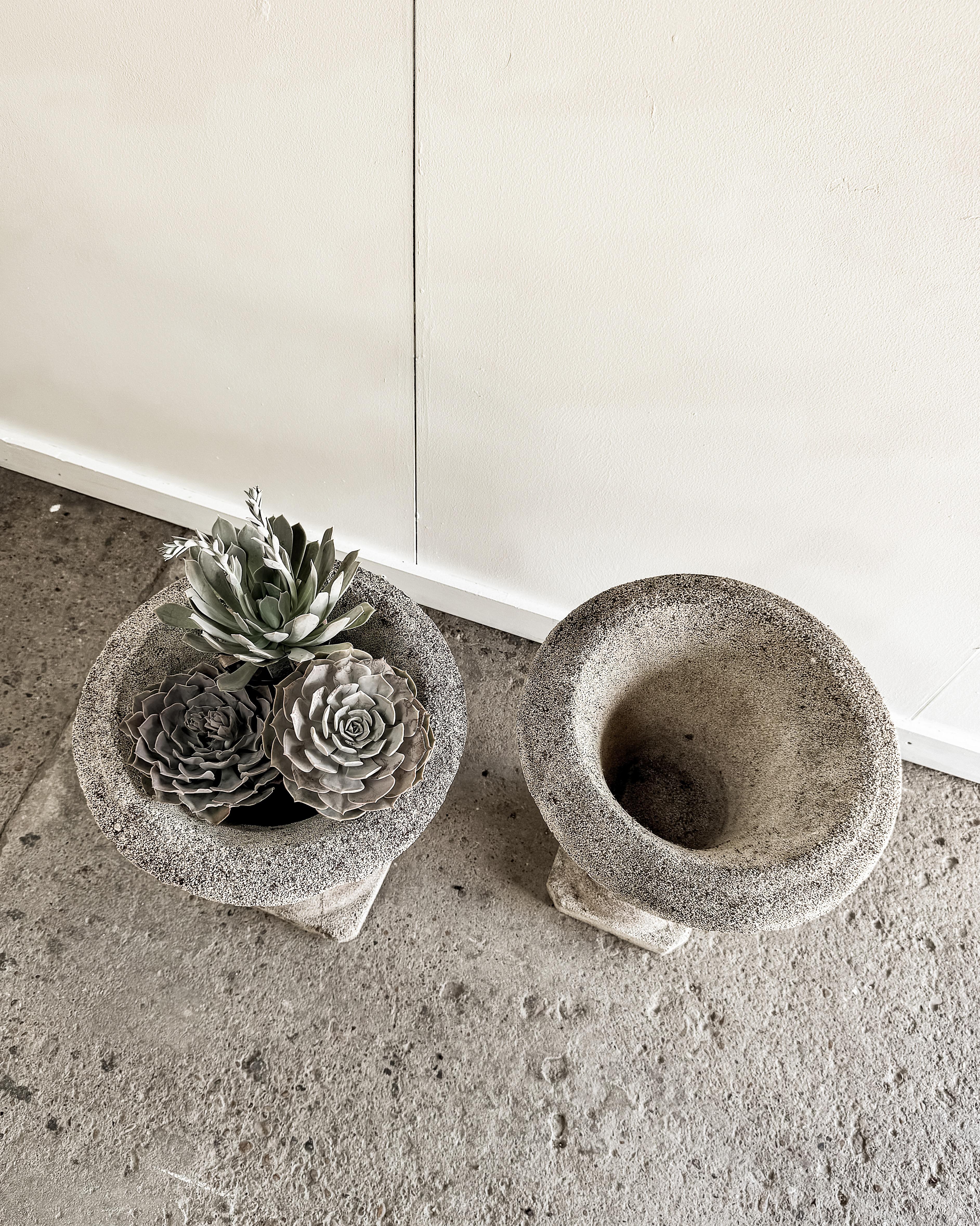 Pair of Early 20th Century Classic French Cement Urn Planters For Sale 4