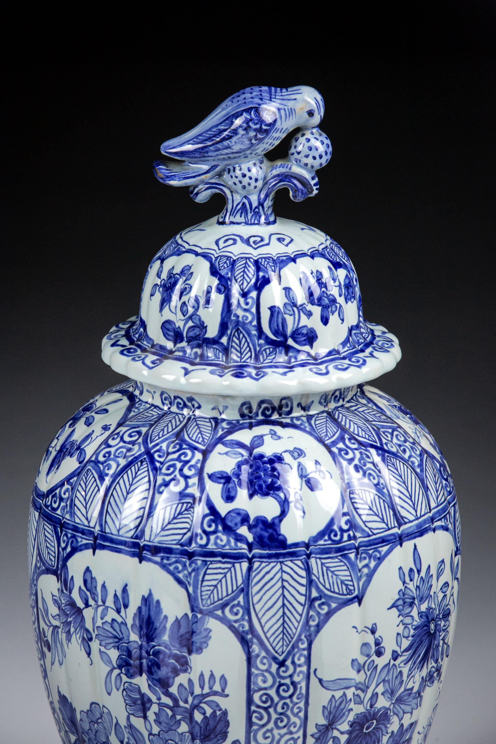 Pair of Early 20th Century Covered Delft Desvres Vase For Sale 5