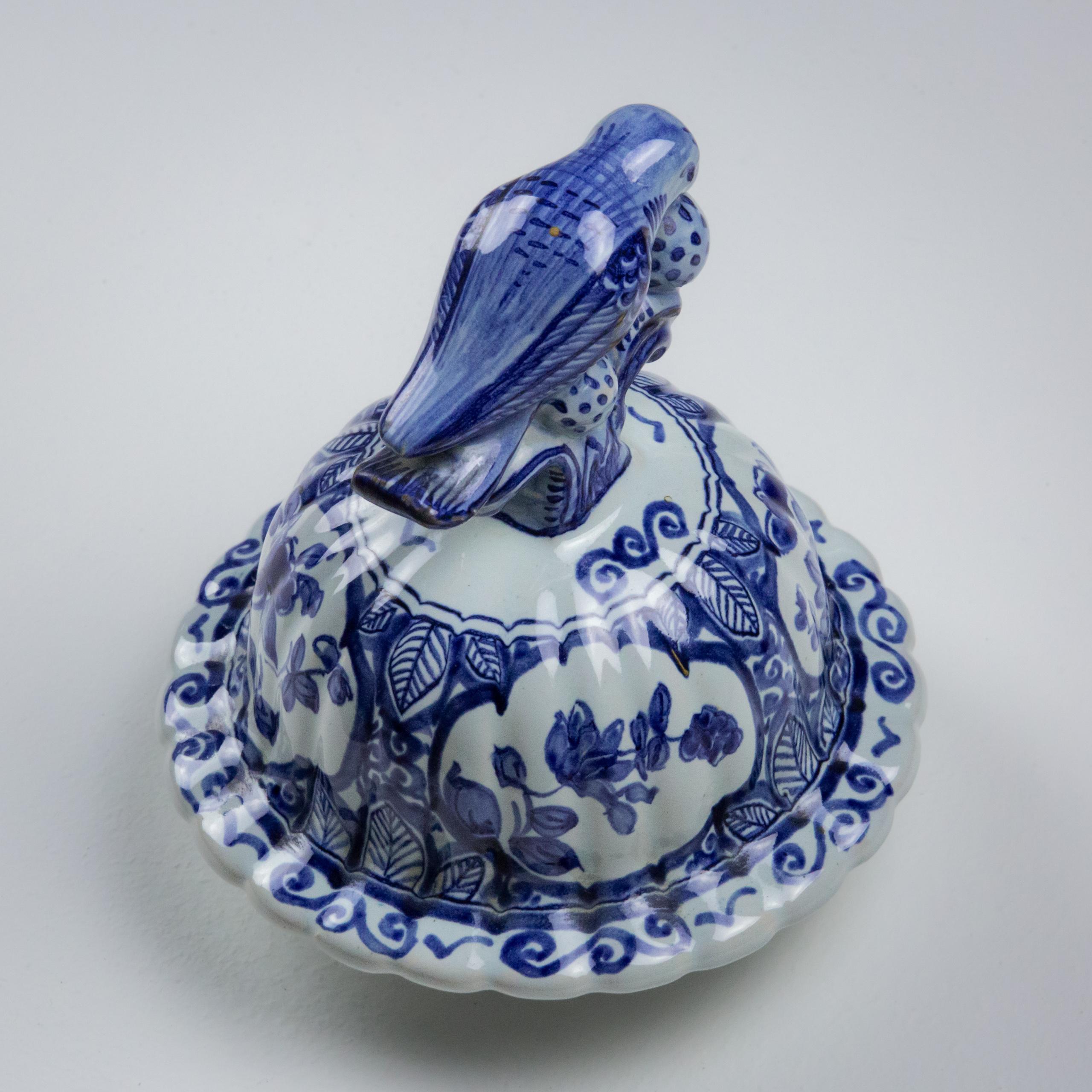 Pair of Early 20th Century Covered Delft Desvres Vase For Sale 6