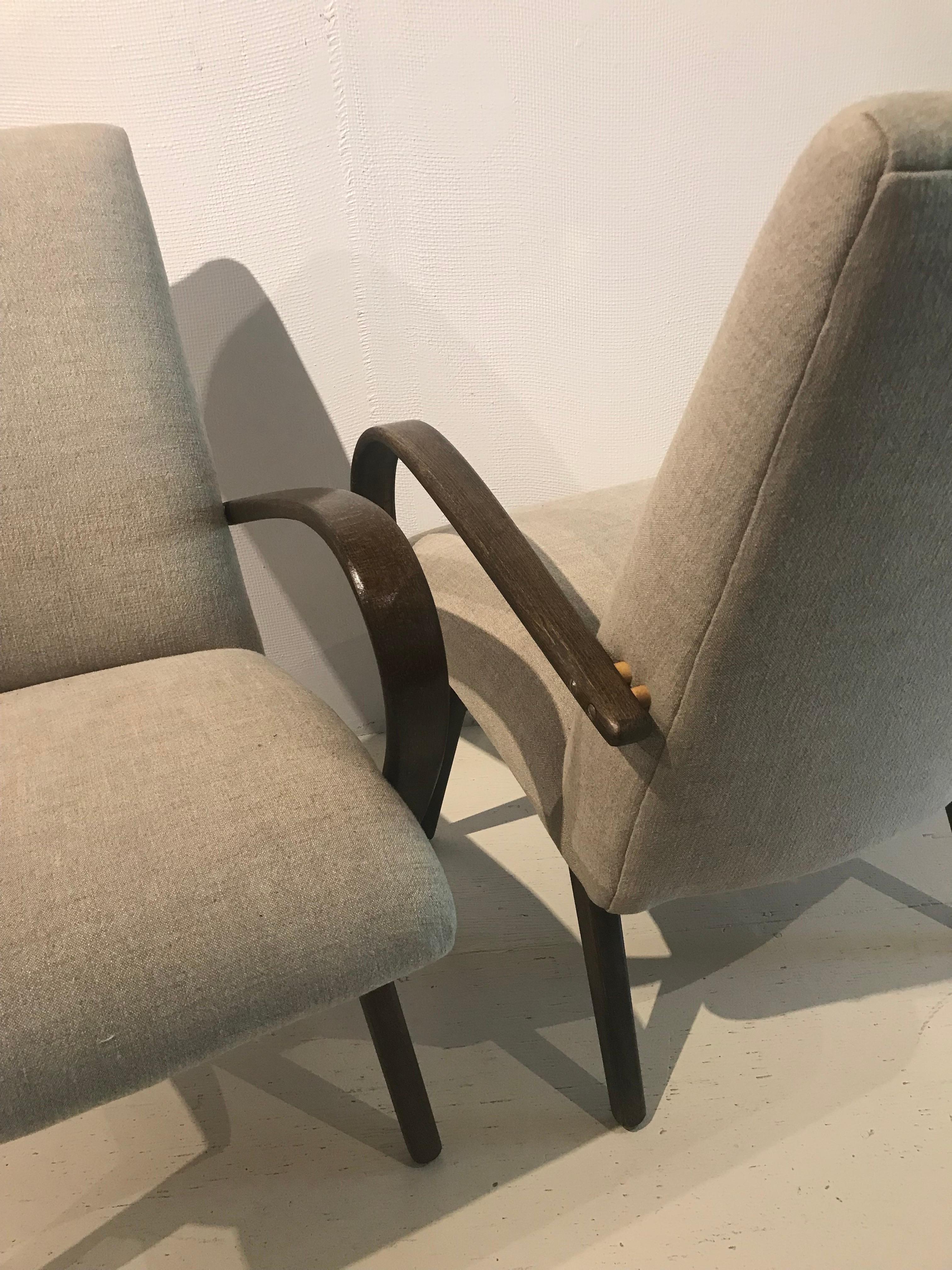 20ième siècle Paire de chaises longues danoises du début du 20e siècle réimaginées en lin belge en vente