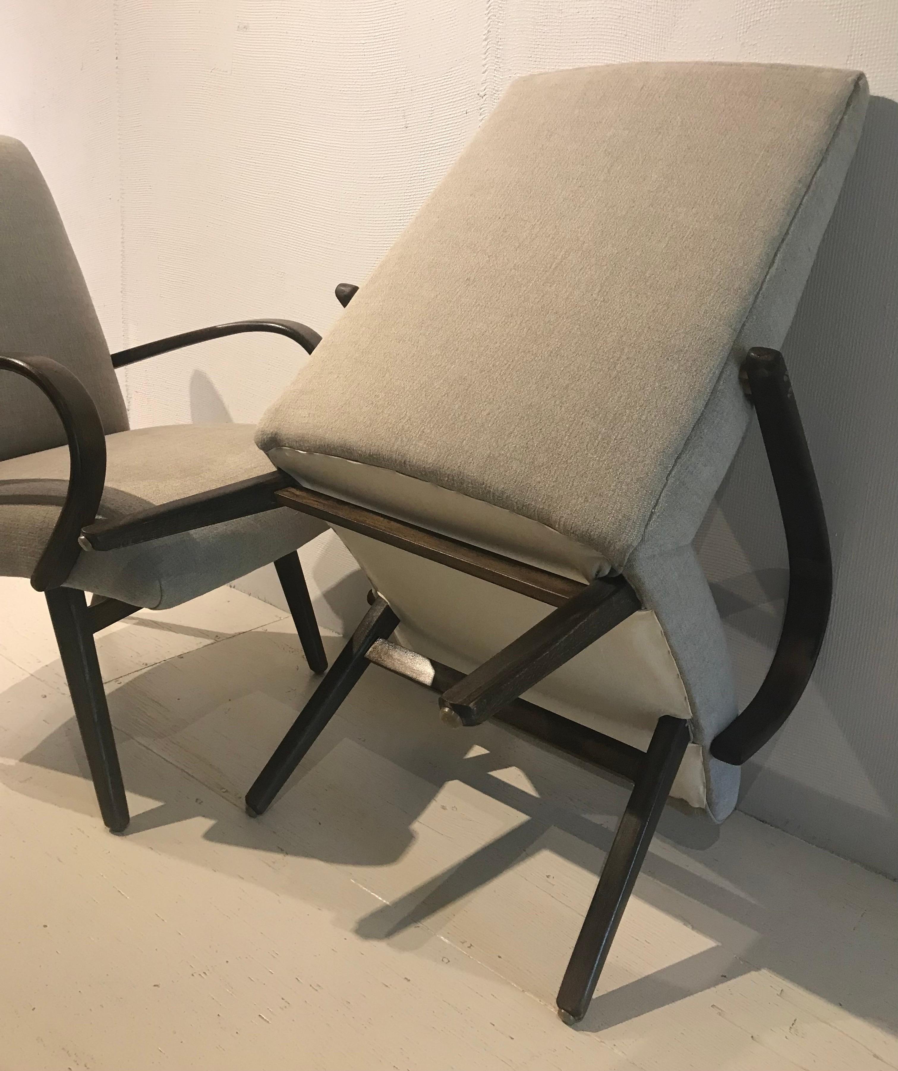Paire de chaises longues danoises du début du 20e siècle réimaginées en lin belge en vente 1