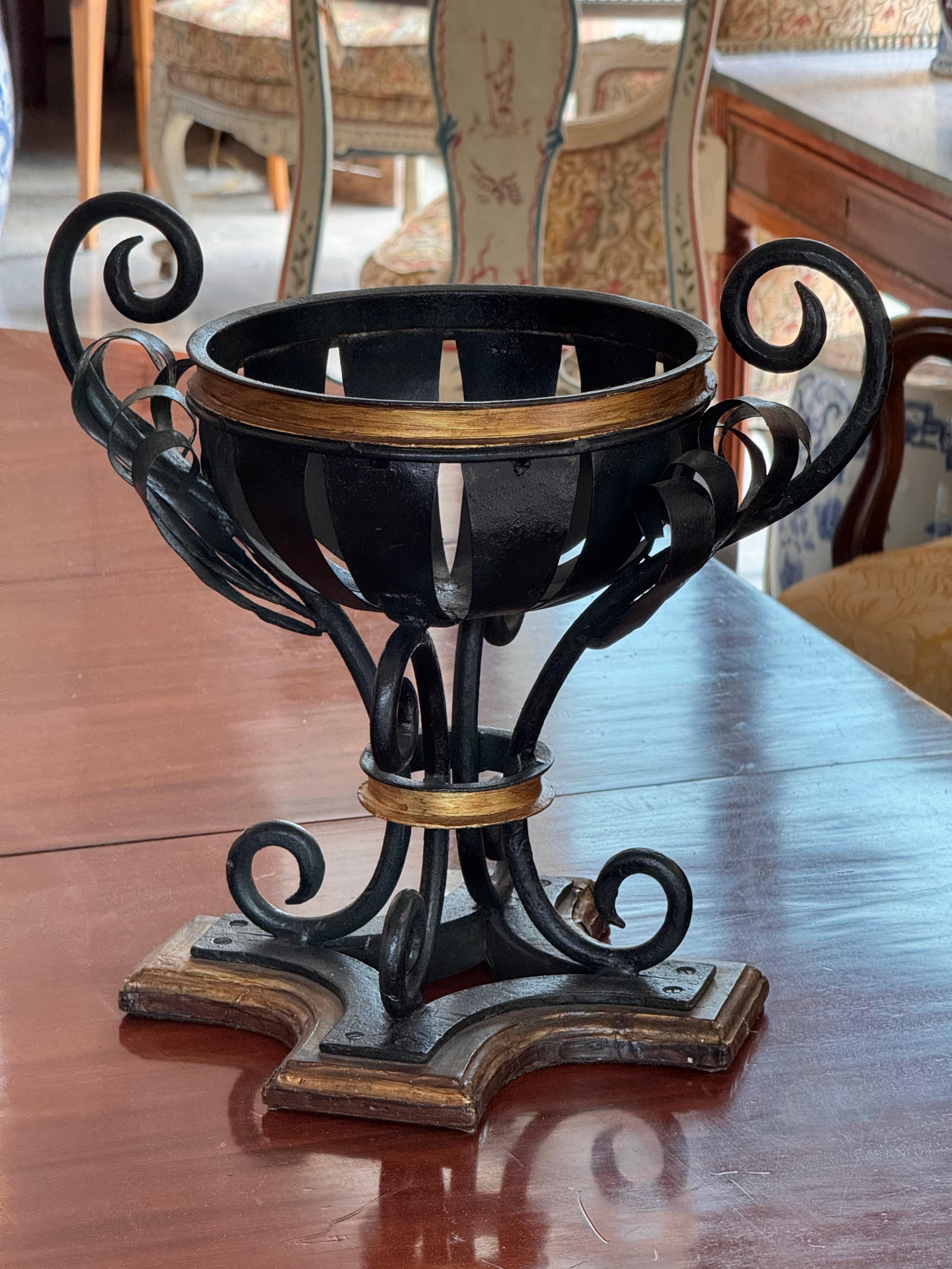 Pair of Early 20th Century Decorative Metal Urns With Scrollwork In Good Condition For Sale In Charlottesville, VA