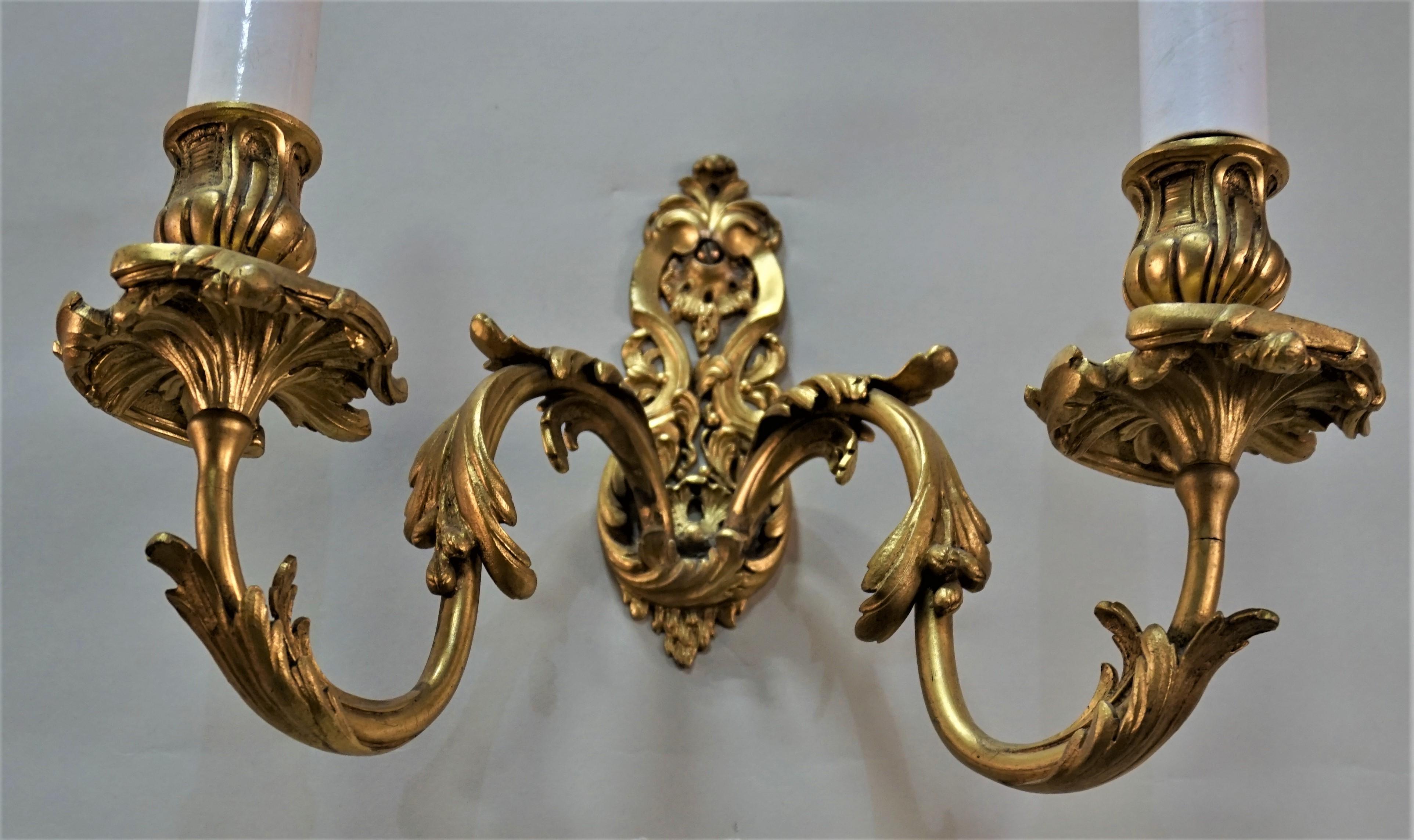 Pair of Early 20th Century Doré Bronze Wall Sconces In Good Condition In Fairfax, VA