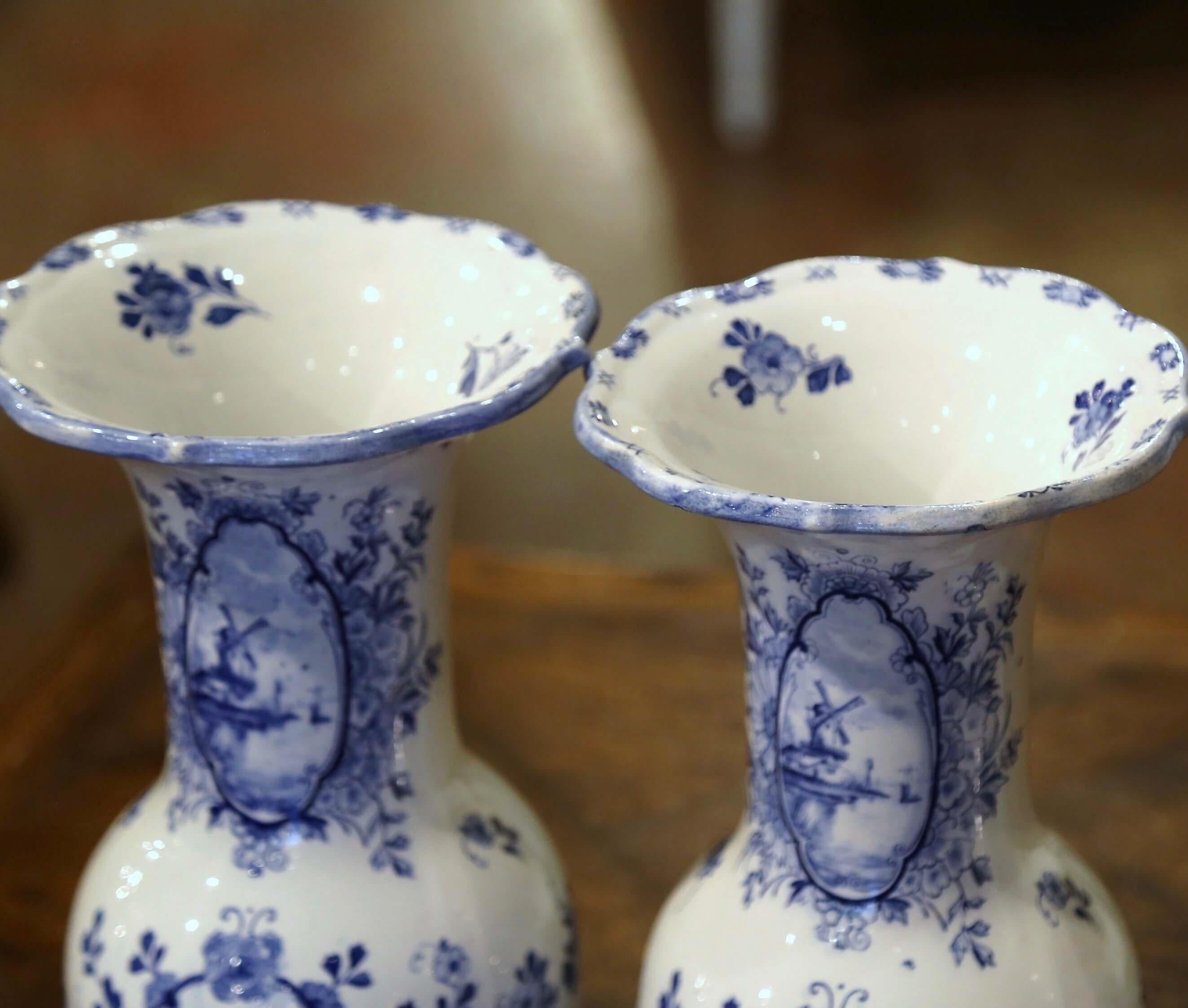 Pair of Early 20th Century Dutch Blue and White Hand Painted Faience Delft Vases For Sale 2