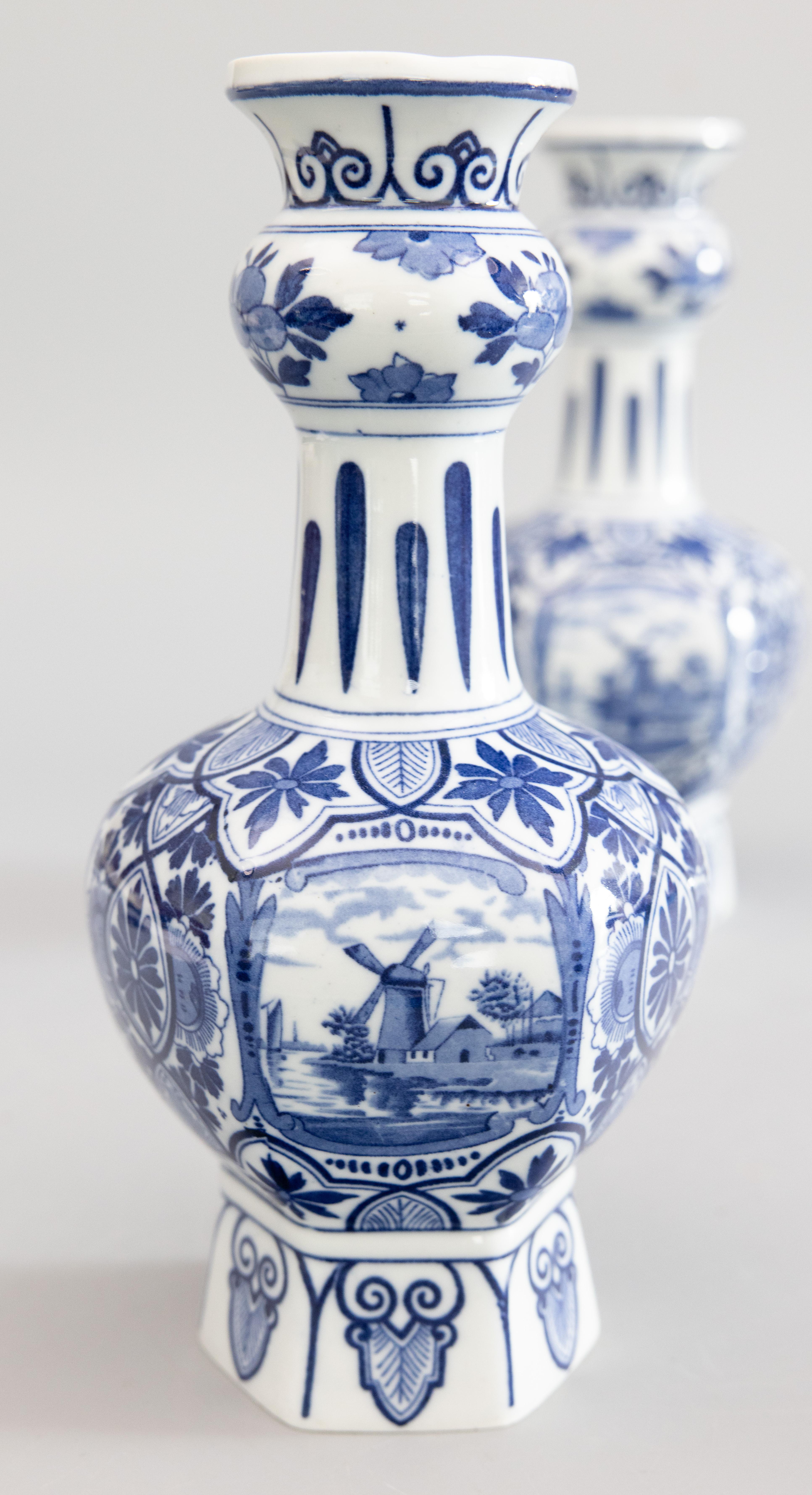 Pair of Early 20th Century Dutch Delft Faience Knobble Vases In Good Condition In Pearland, TX