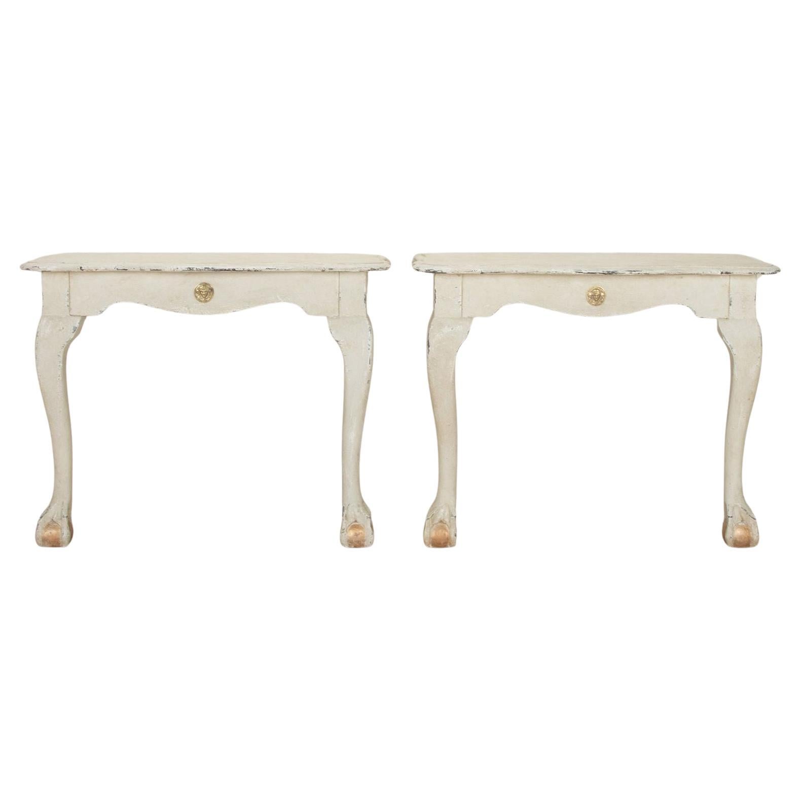 Pair of Early 20th Century Dutch Serpentine Form Console Tables For Sale