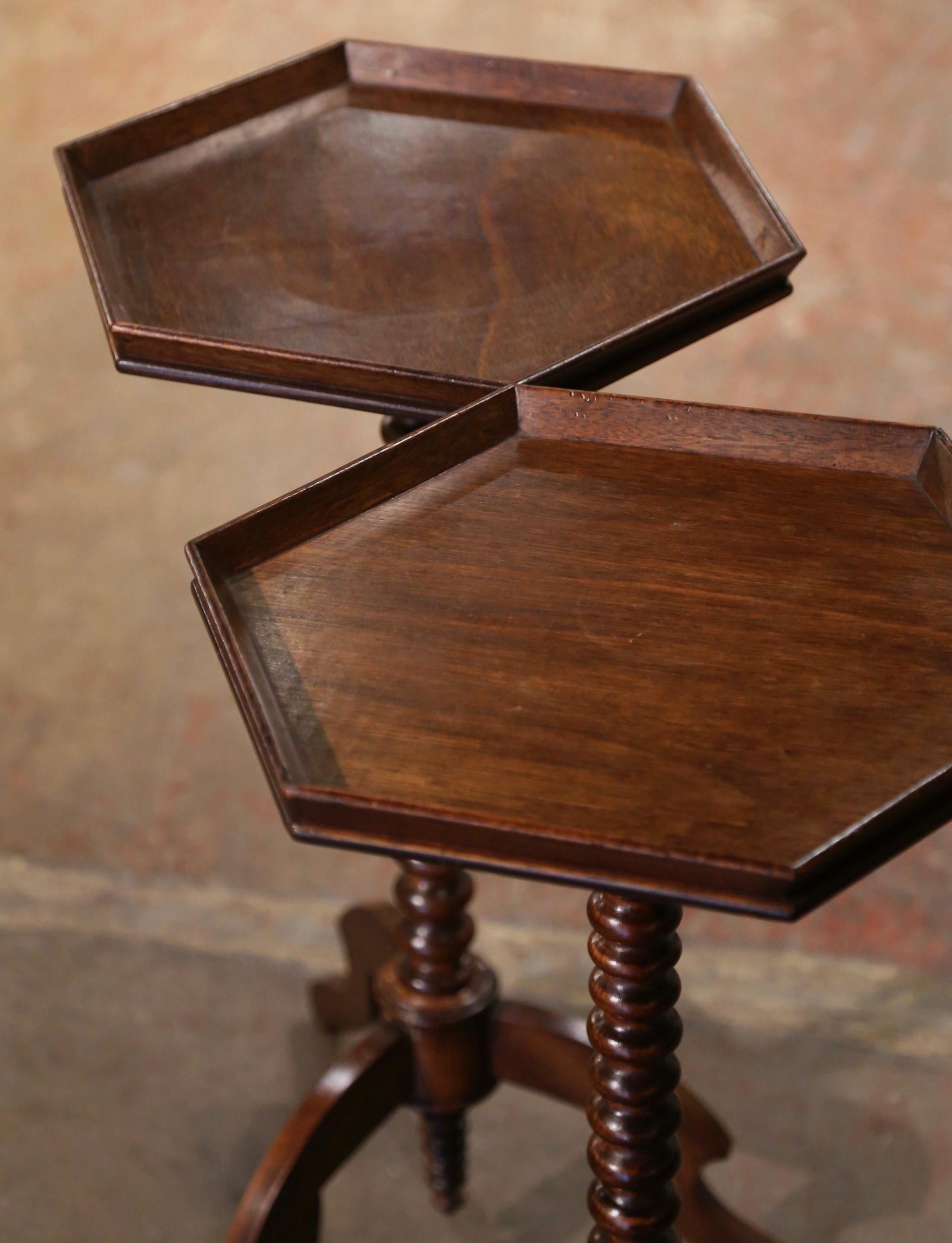 Hand-Carved Pair of Early 20th Century English Carved Walnut Hexagonal Martini Side Tables  For Sale