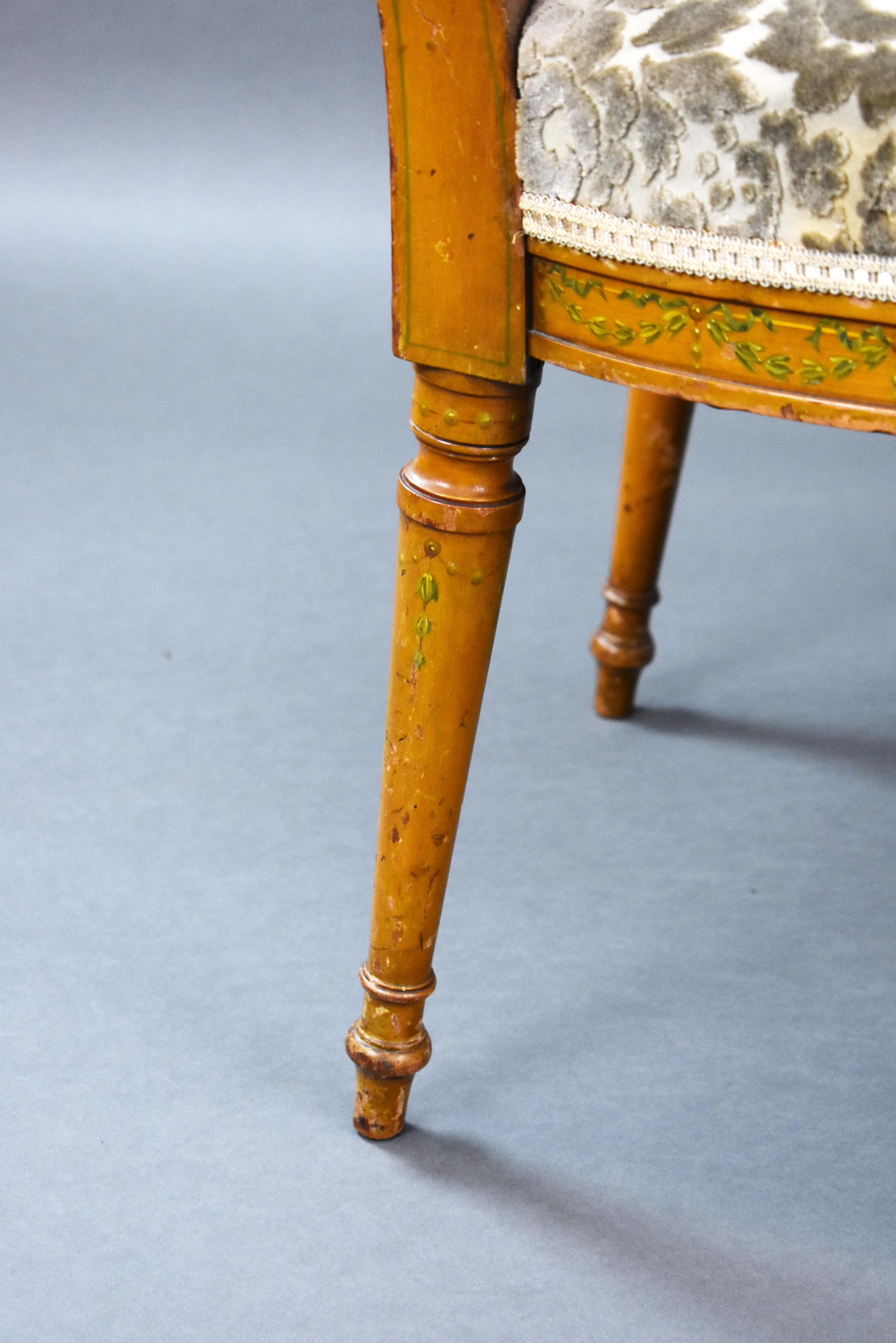 Paire de fauteuils édouardiens anglais en bois de citronnier peints à la main du début du XXe siècle en vente 5