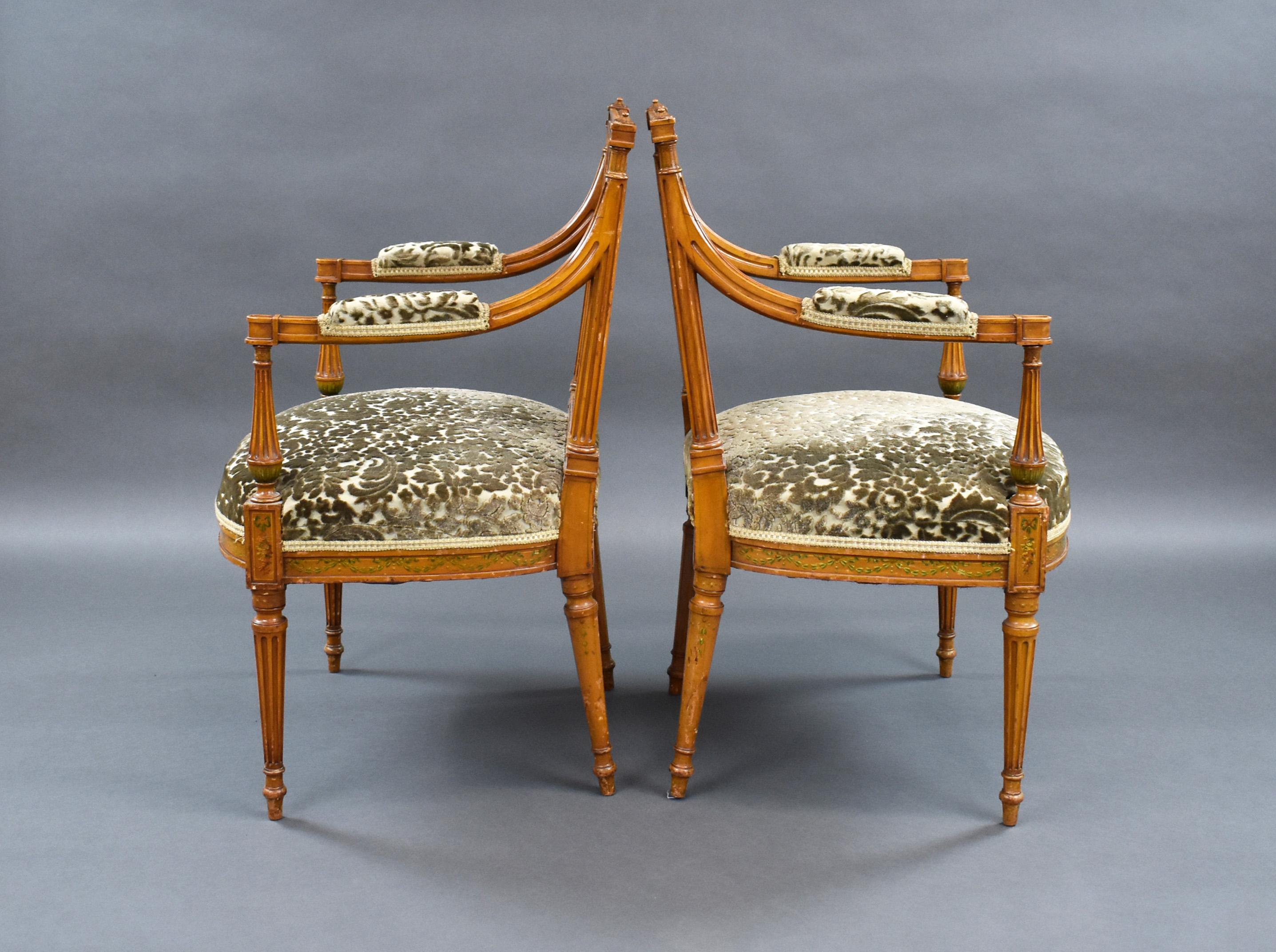 Anglais Paire de fauteuils édouardiens anglais en bois de citronnier peints à la main du début du XXe siècle en vente