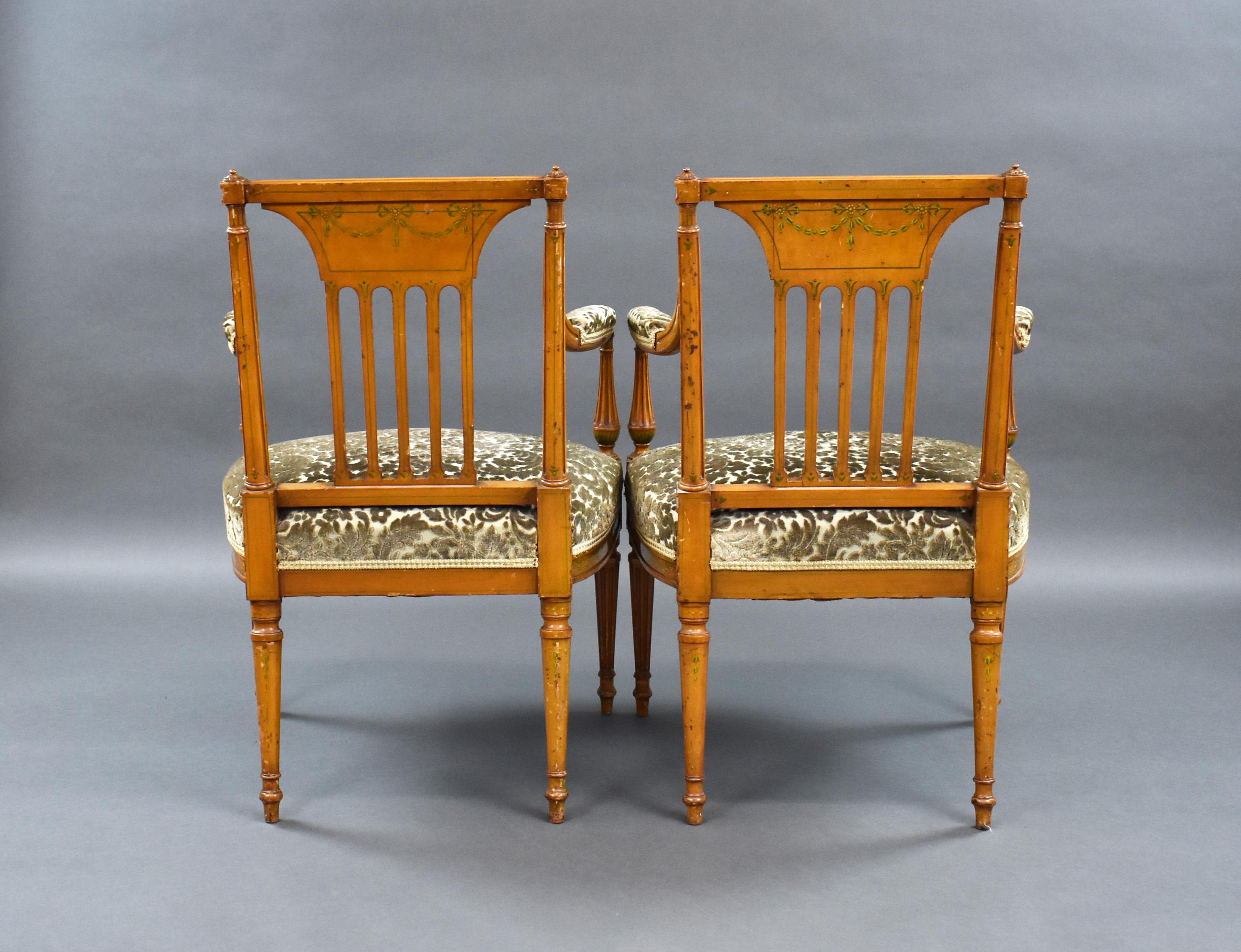 Pair of Early 20th Century English Edwardian Hand Painted Satinwood Armchairs For Sale 1
