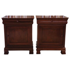 Antique Pair of Early 20th Century English Mahogany Bedside Tables with Single Drawer