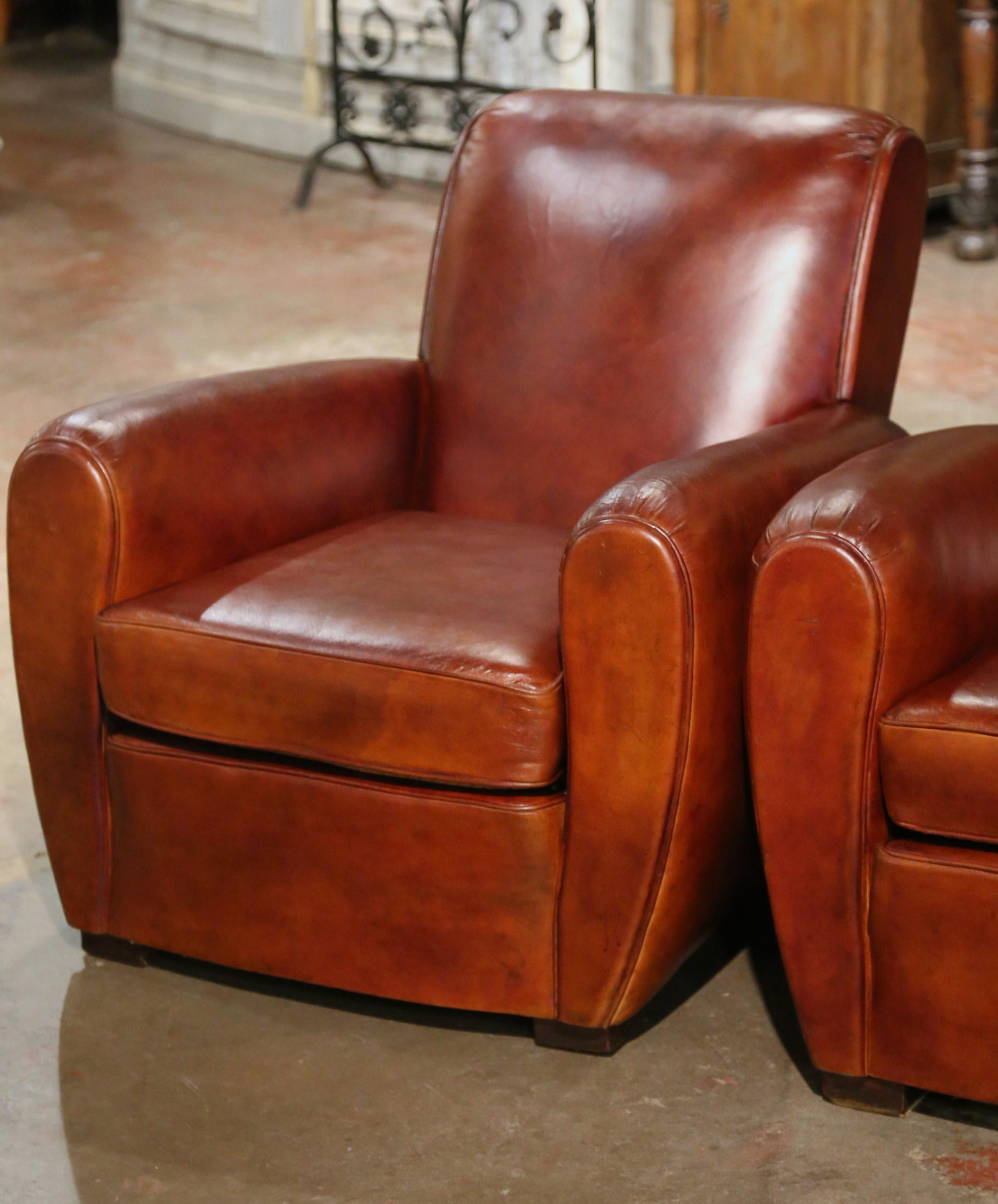 Hand-Crafted Pair of Early 20th Century French Art Deco Brown Leather Club Armchairs For Sale