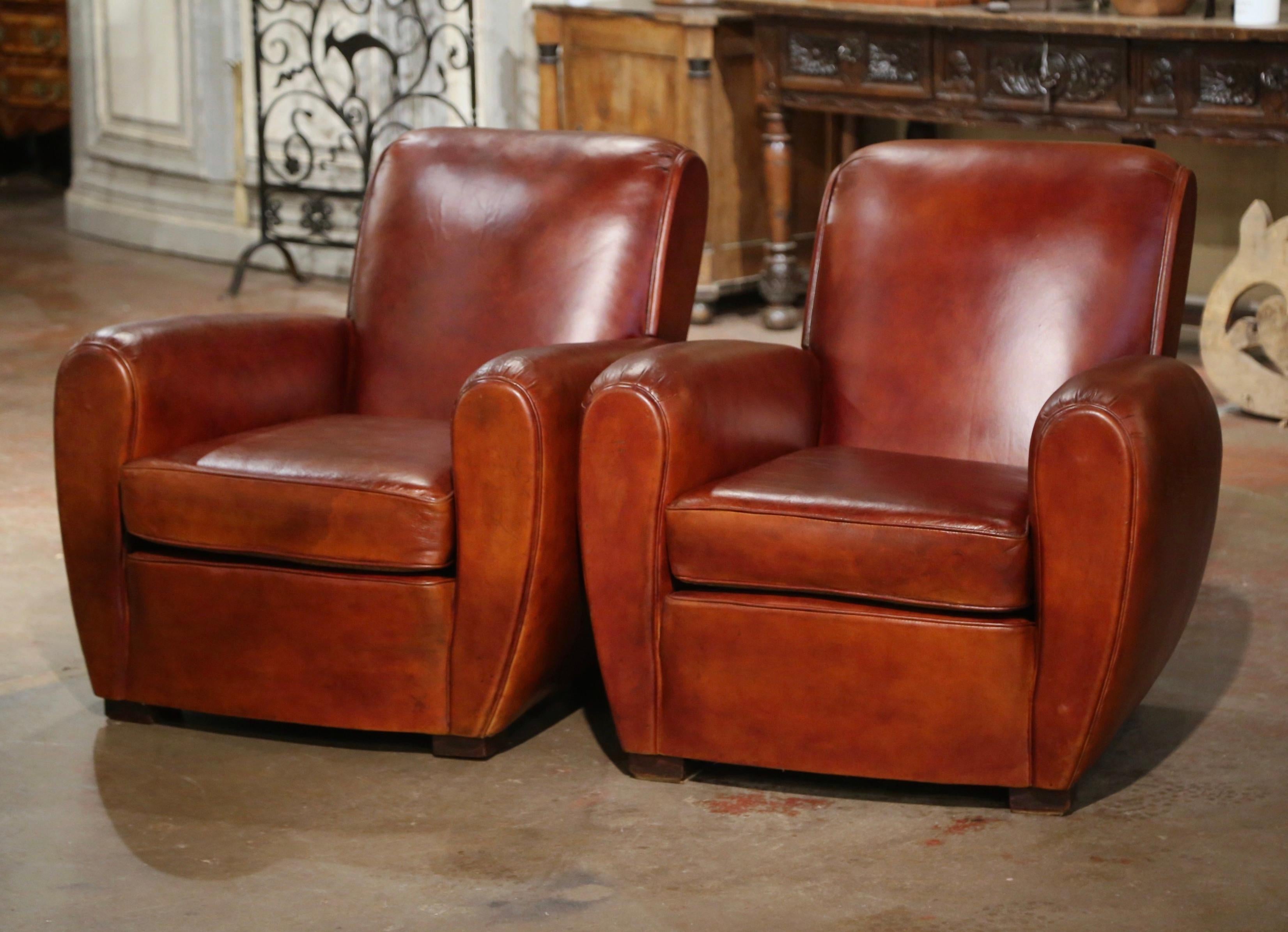 Pair of Early 20th Century French Art Deco Brown Leather Club Armchairs For Sale 1
