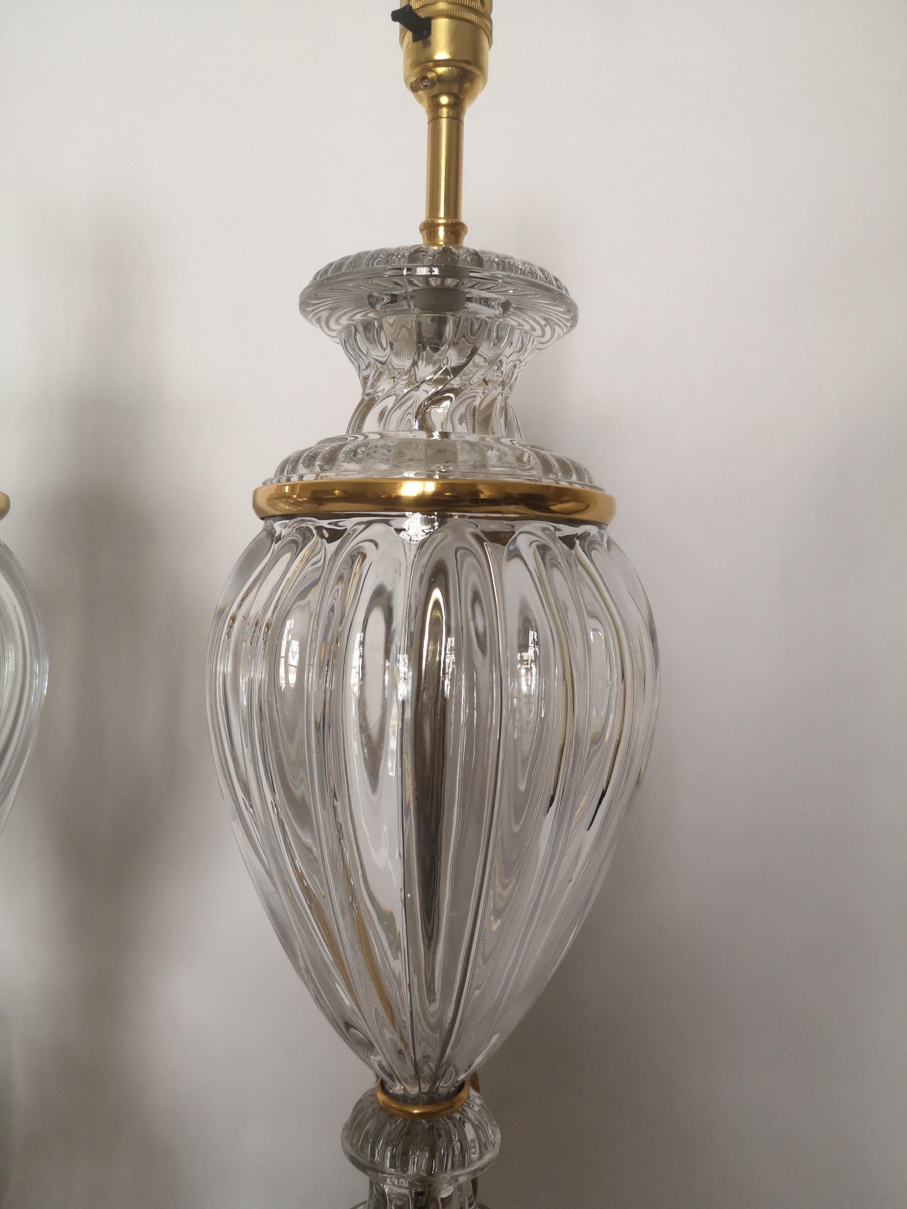 Pair of Early 20th Century French Baccarat Crystal and Bronze Lamps For Sale 3
