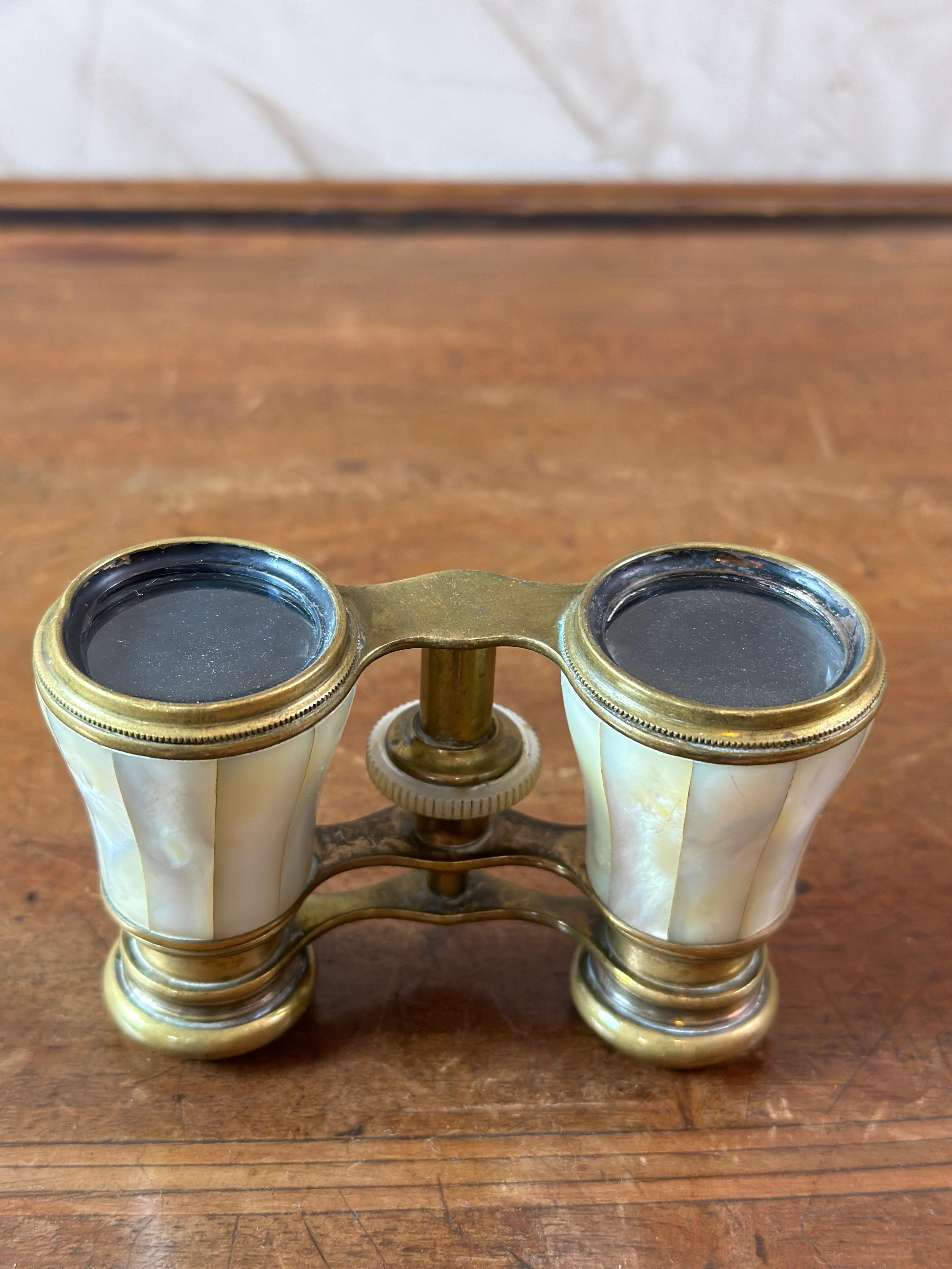 Pair of Early 20th century French brass Opera Glass, 1900s For Sale 4