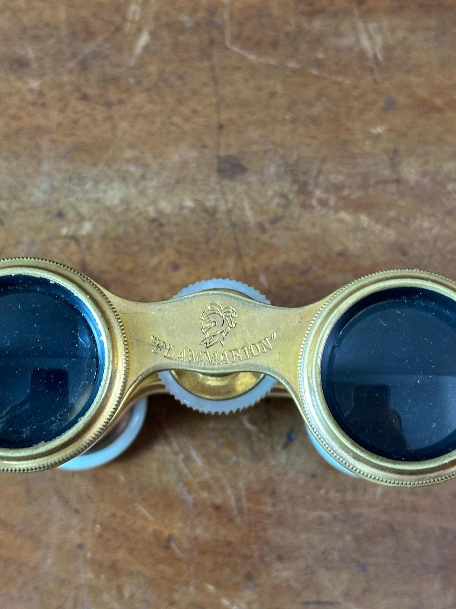 Paire de verres d'opéra en laiton français du début du 20e siècle, années 1900 en vente 2