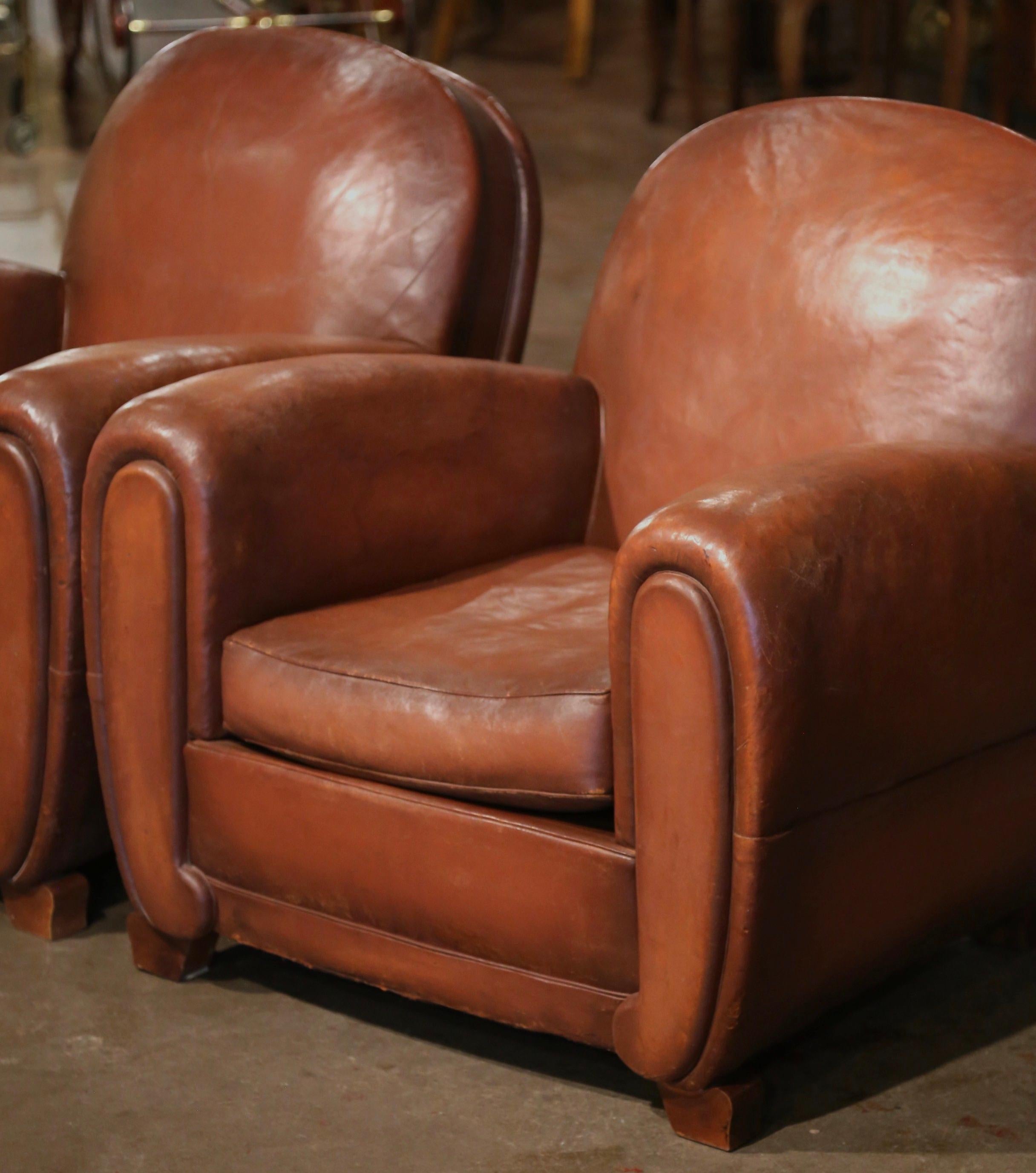Pair of Early 20th Century French Club Armchairs with Brown Leather In Good Condition In Dallas, TX