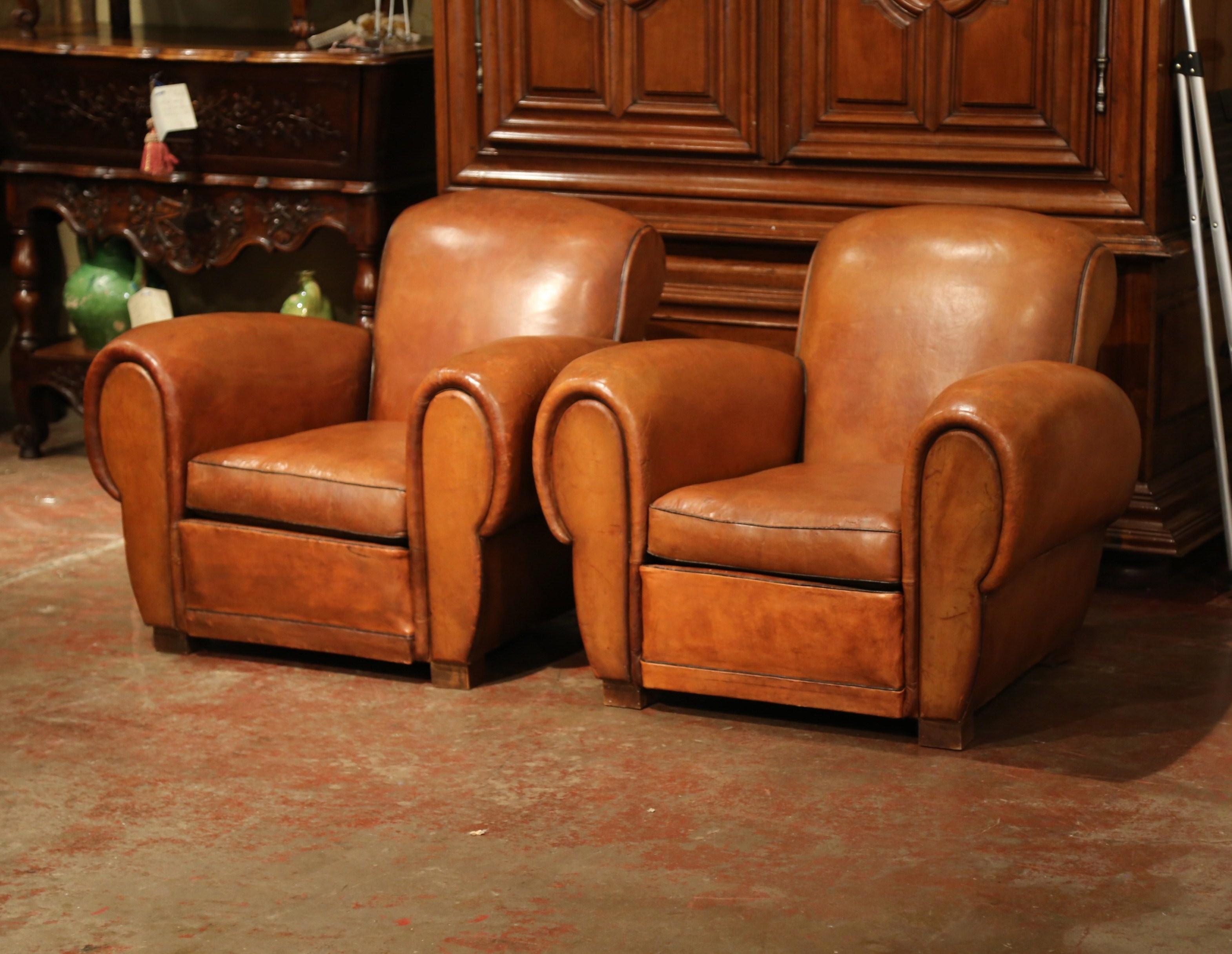 Pair of Early 20th Century French Club Armchairs with Original Brown Leather In Good Condition In Dallas, TX