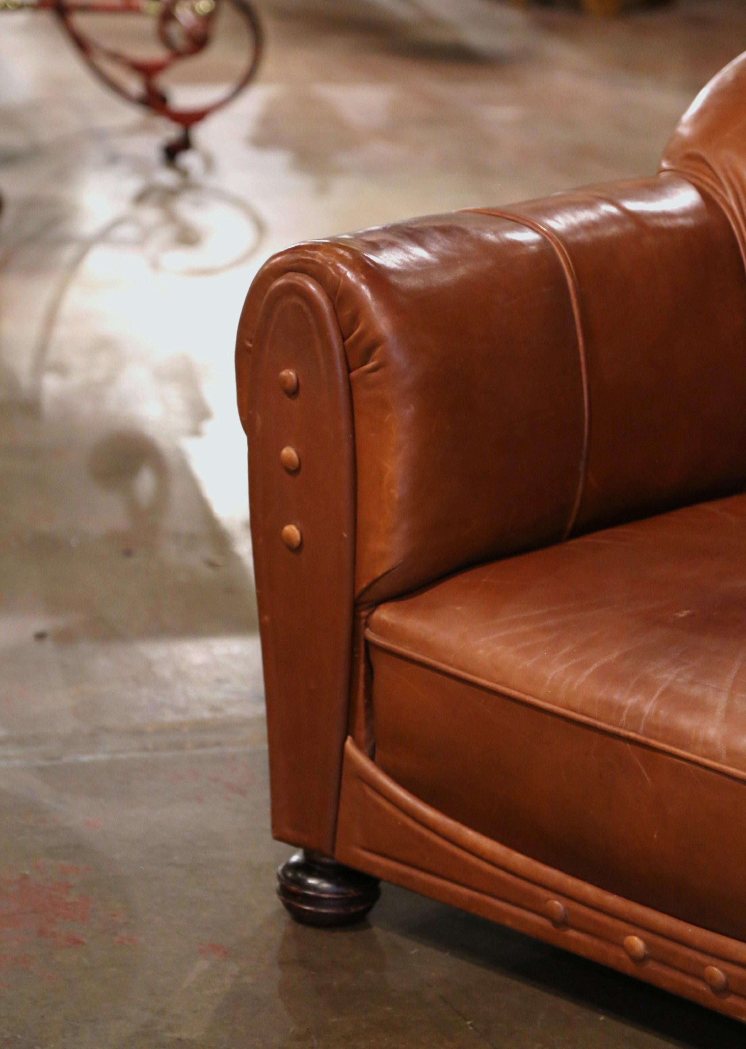 Pair of Early 20th Century French Club Armchairs with Original Brown Leather For Sale 1